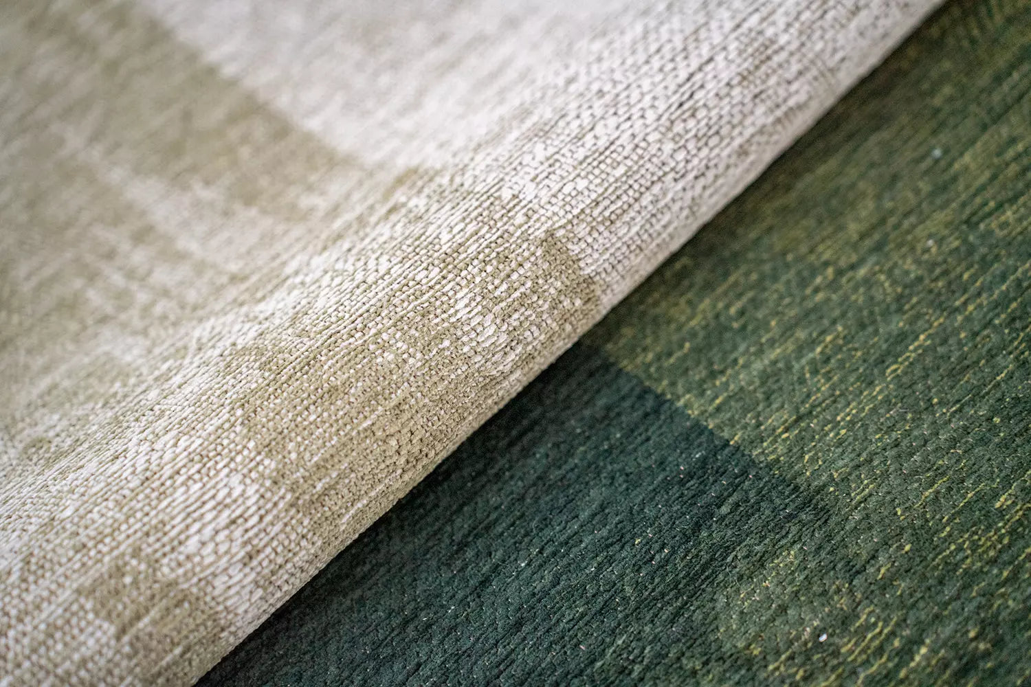 SENDAI Green and White Rug