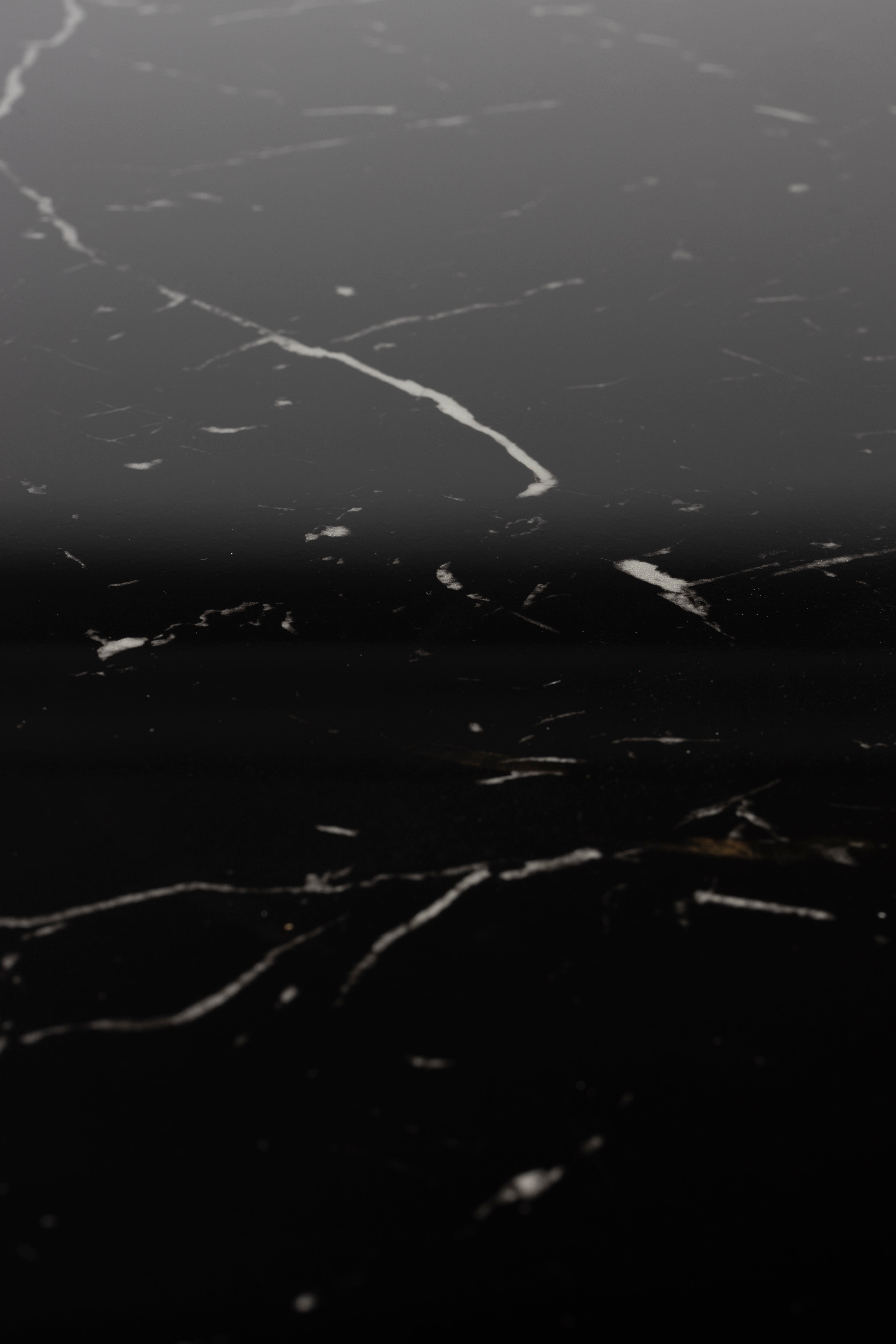 Kulatý stůl MARU černý