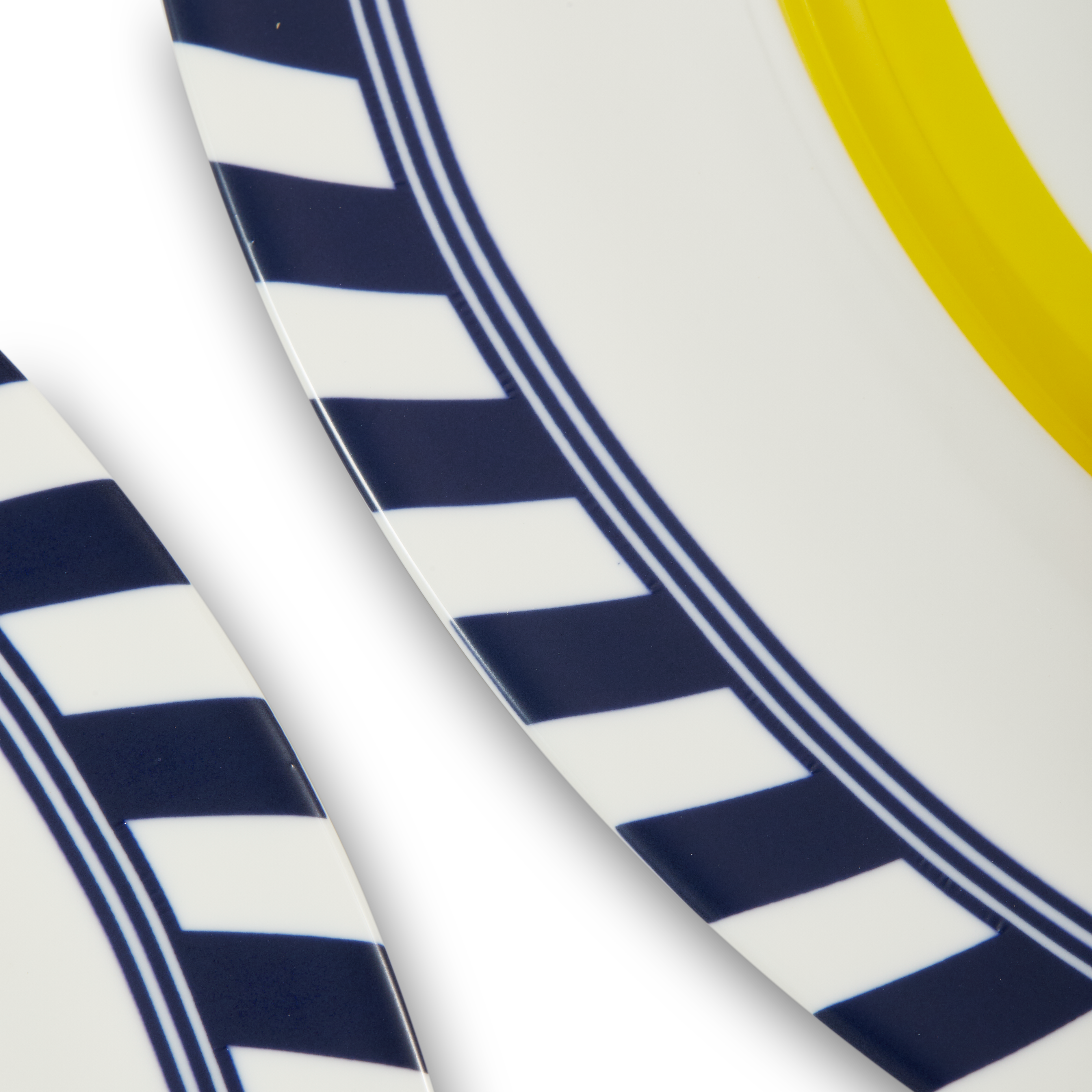 Bird Patterned Plate Set White with Yellow and Blue