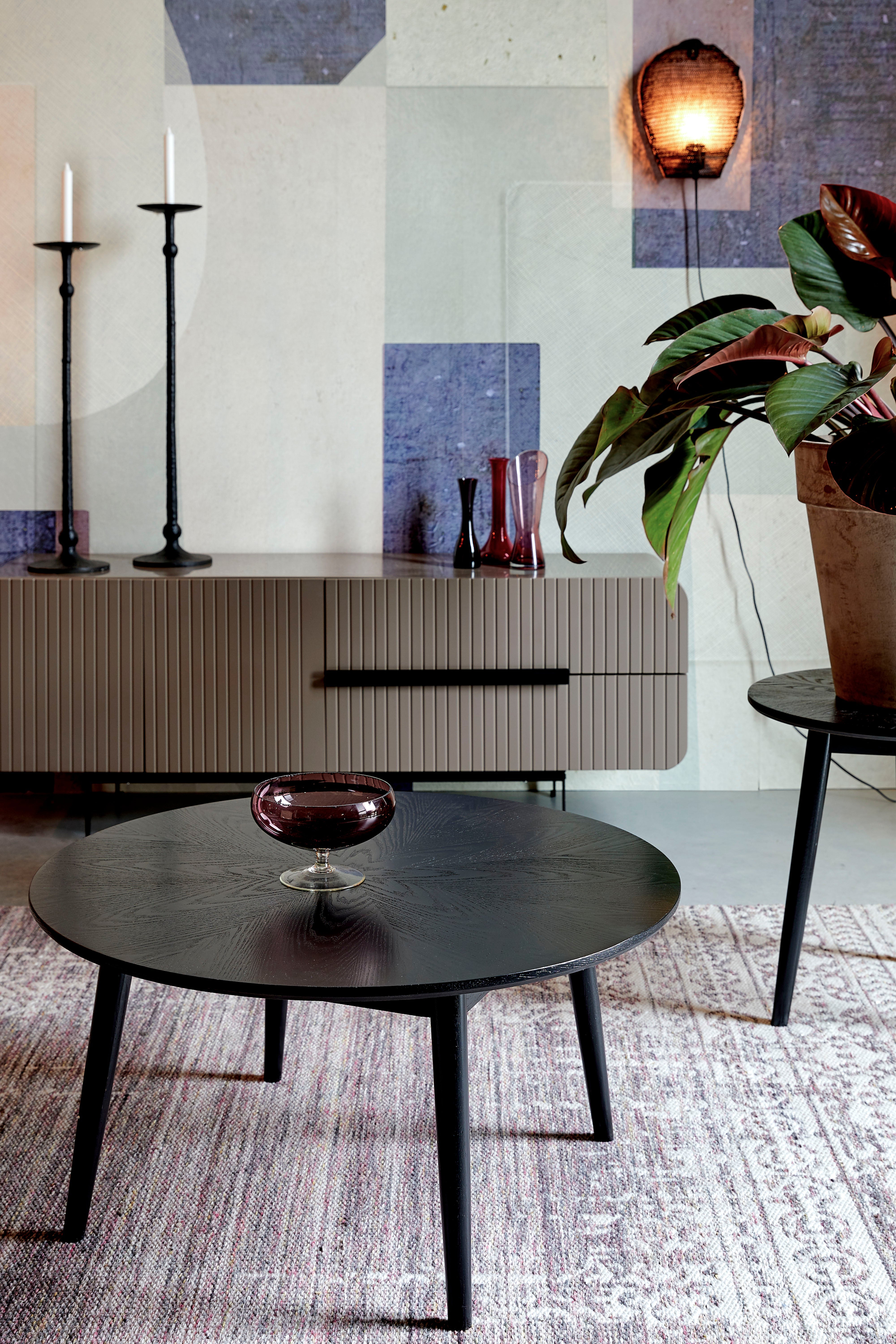 Kulatý konferenční stolek FABIO černý dubový dýha