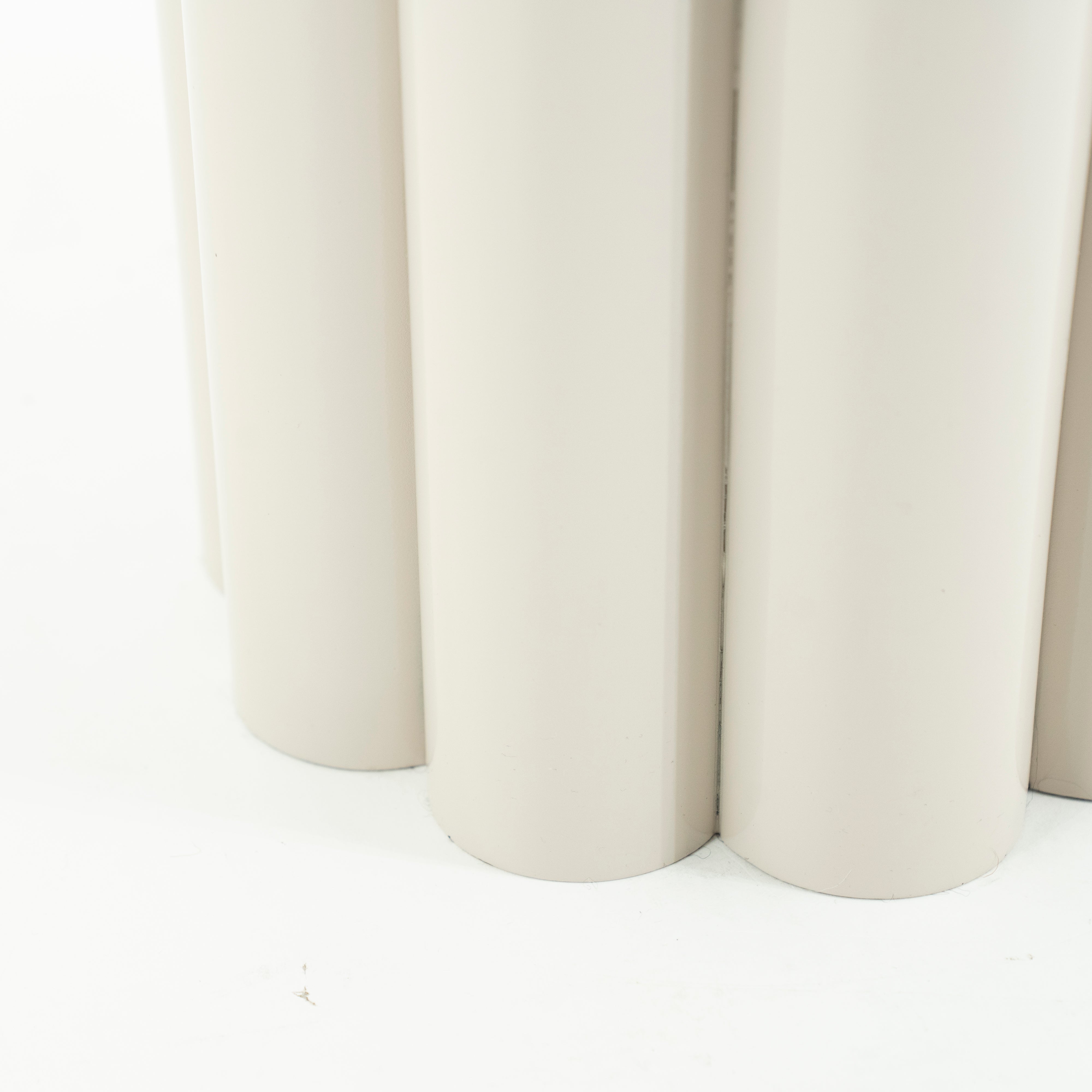 Boční stolek OLYMPA béžový