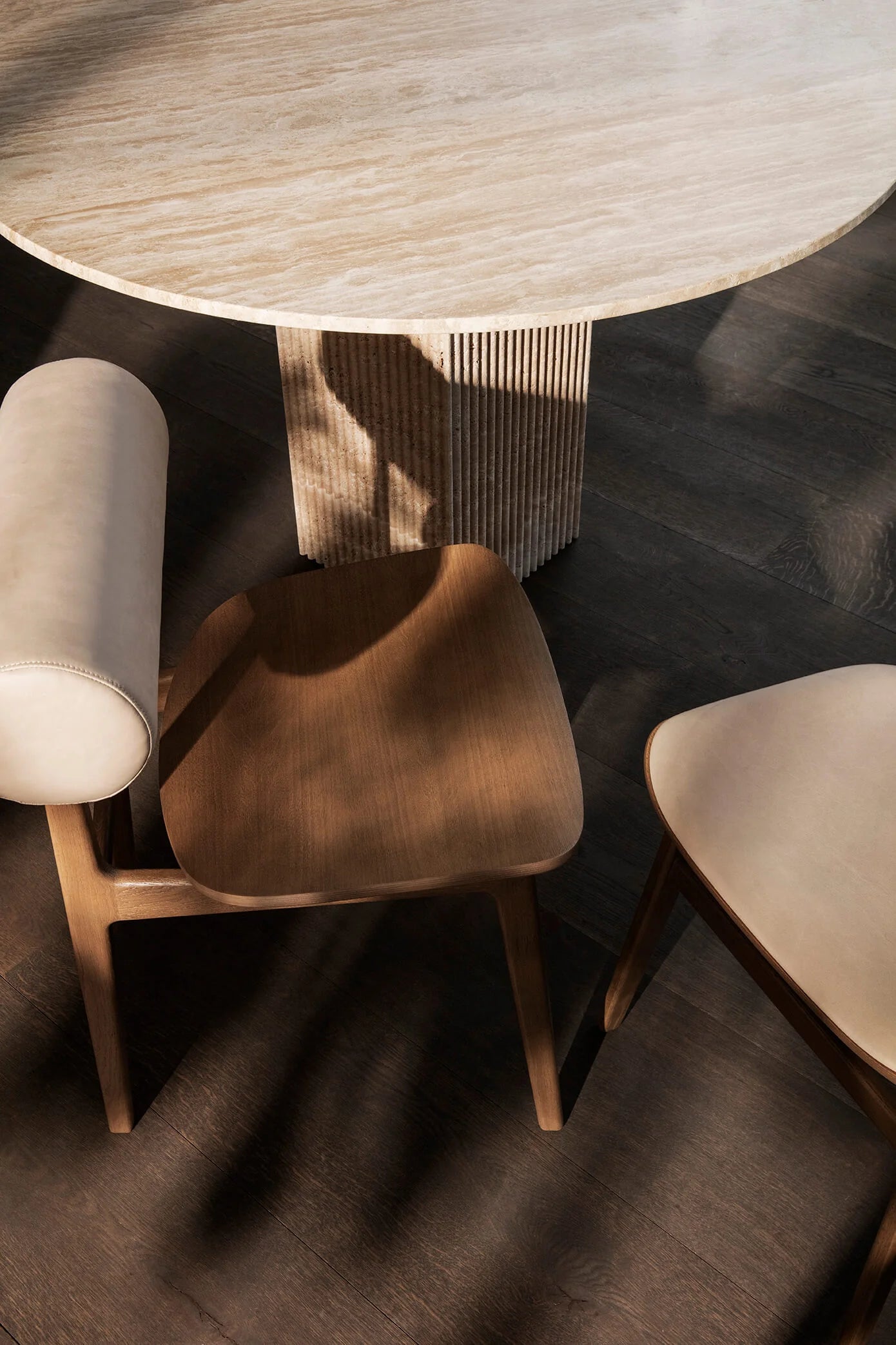 Židle TOTEM z dubového dřeva