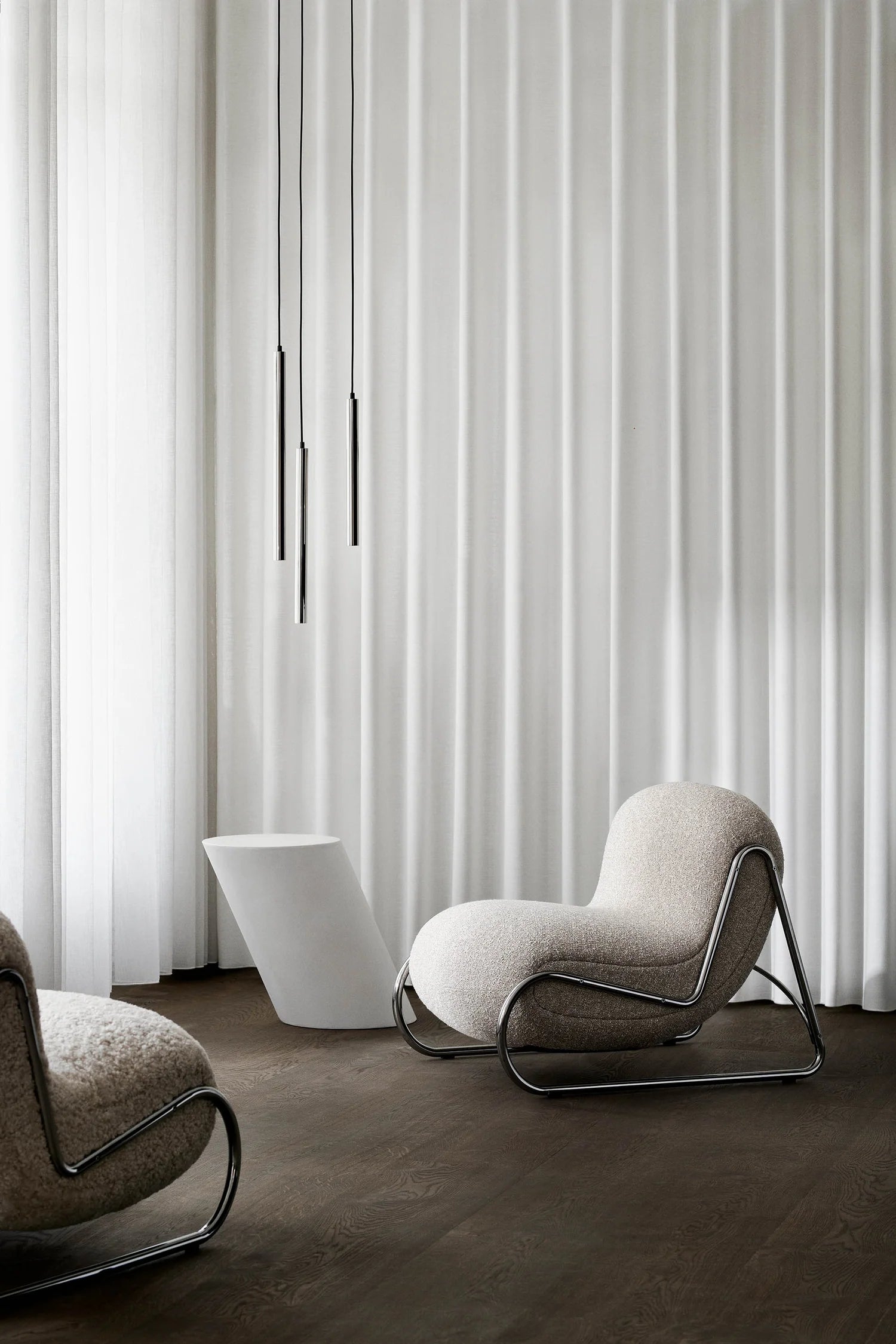 Stolik boczny TILT piaskowy