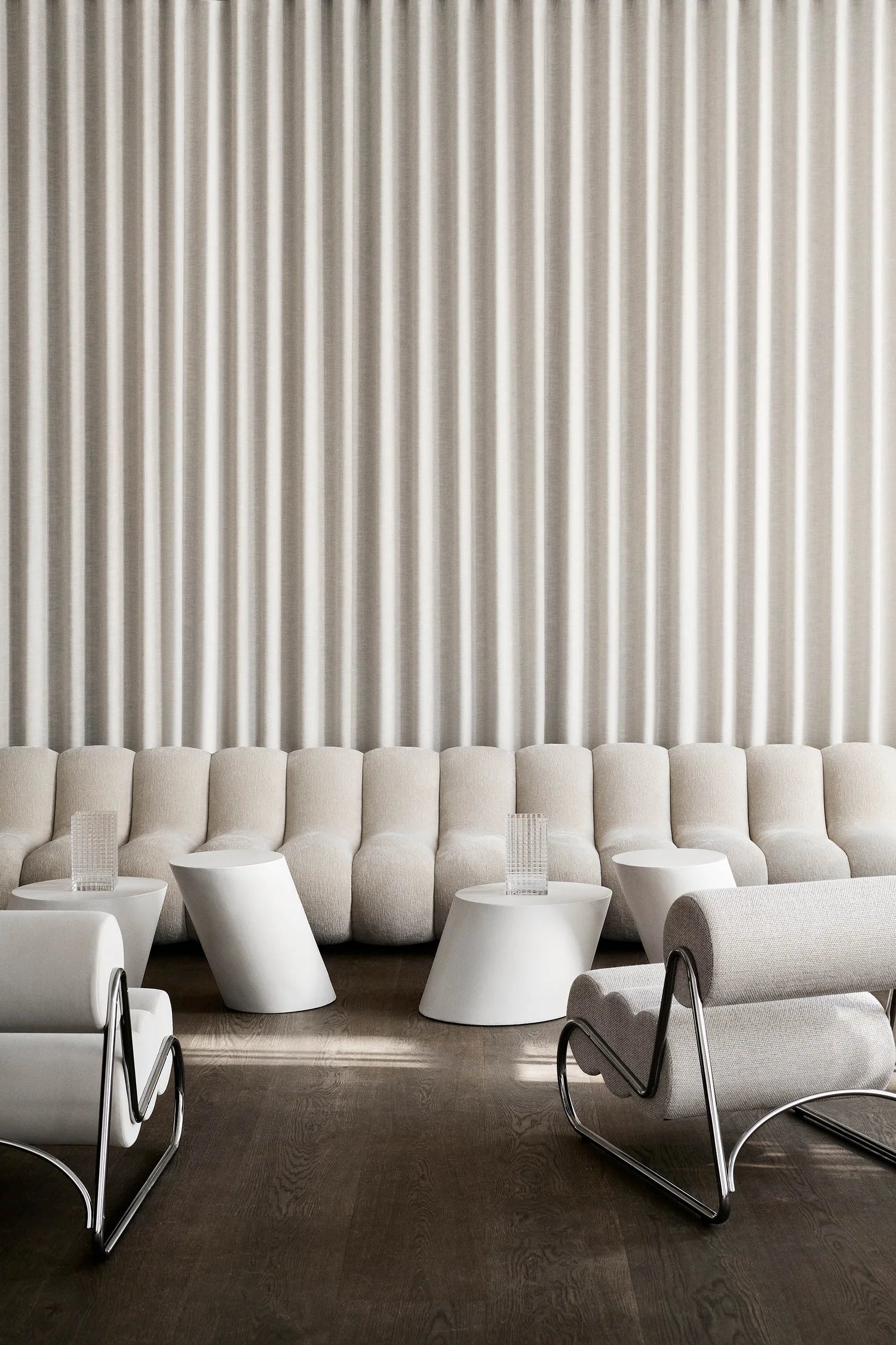 Stolik boczny TILT grafitowy