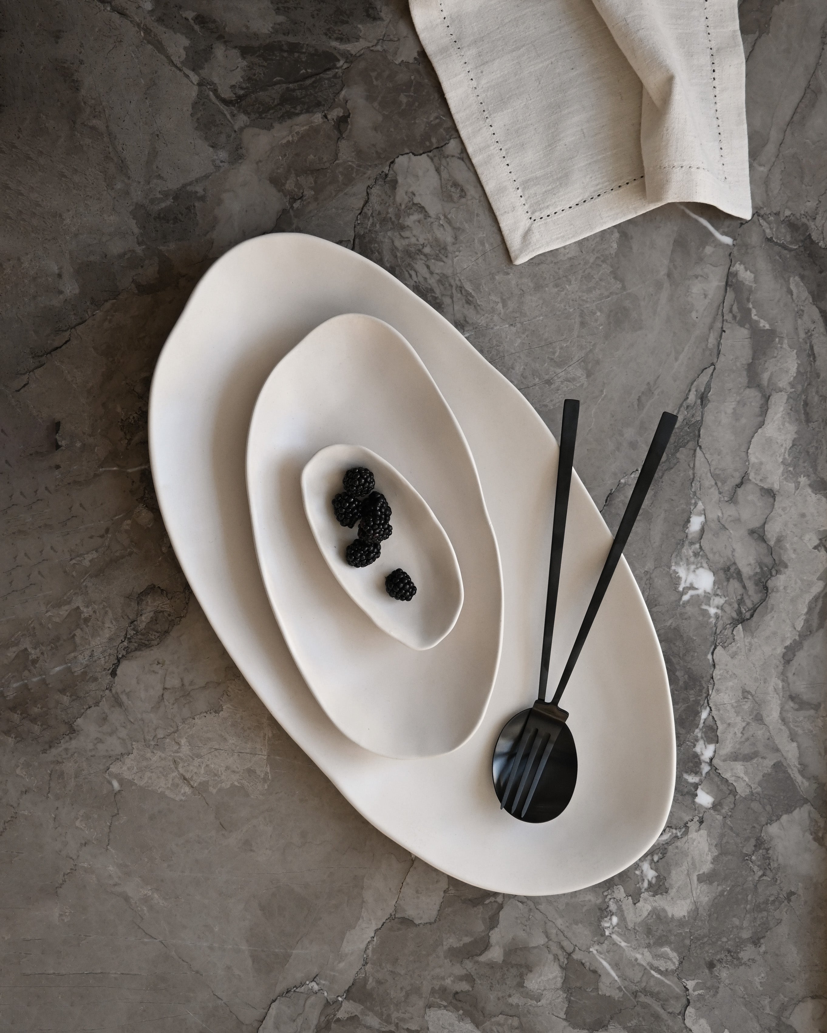 Set of Oval Trays NATIVE White Stoneware