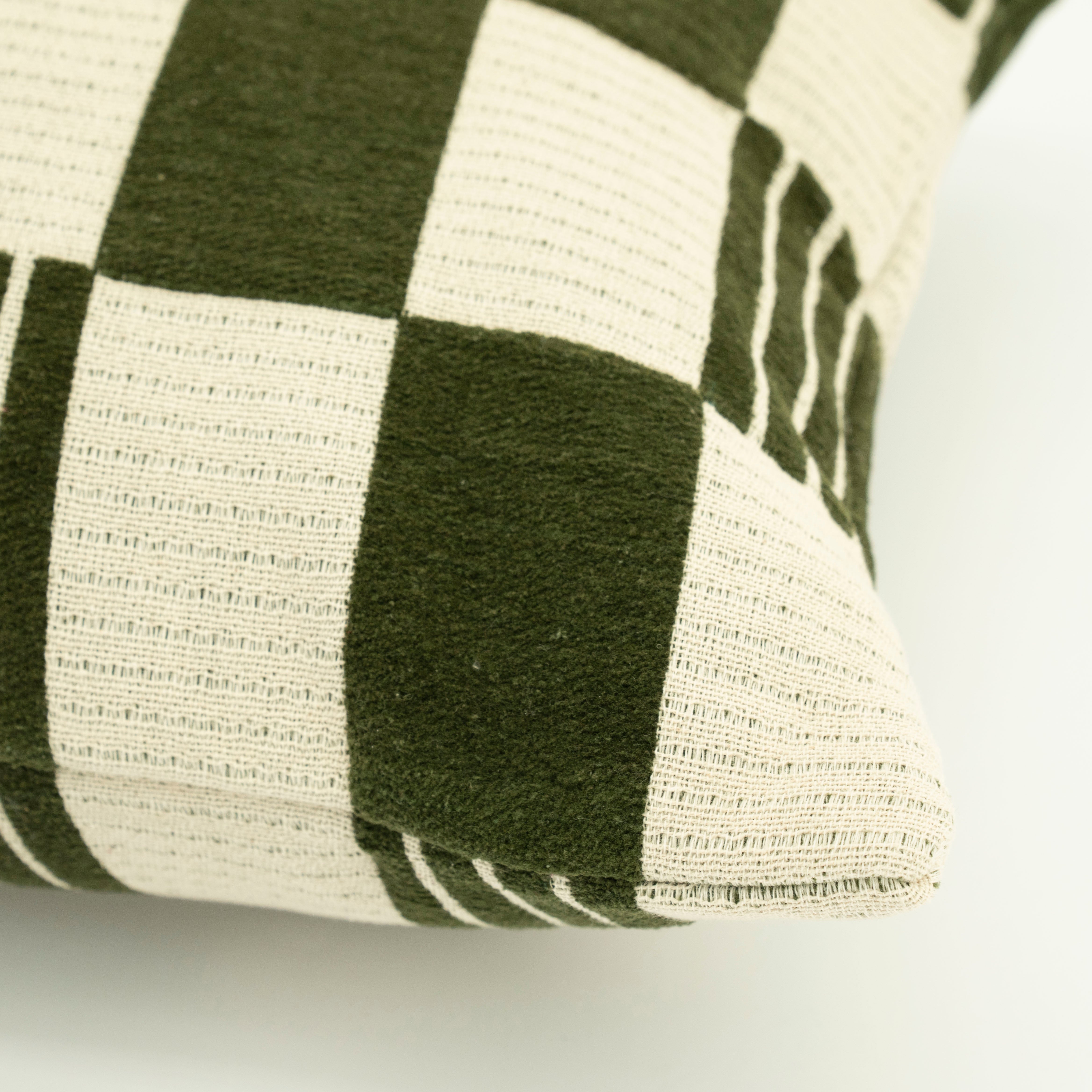 TWIST pillow green with beige