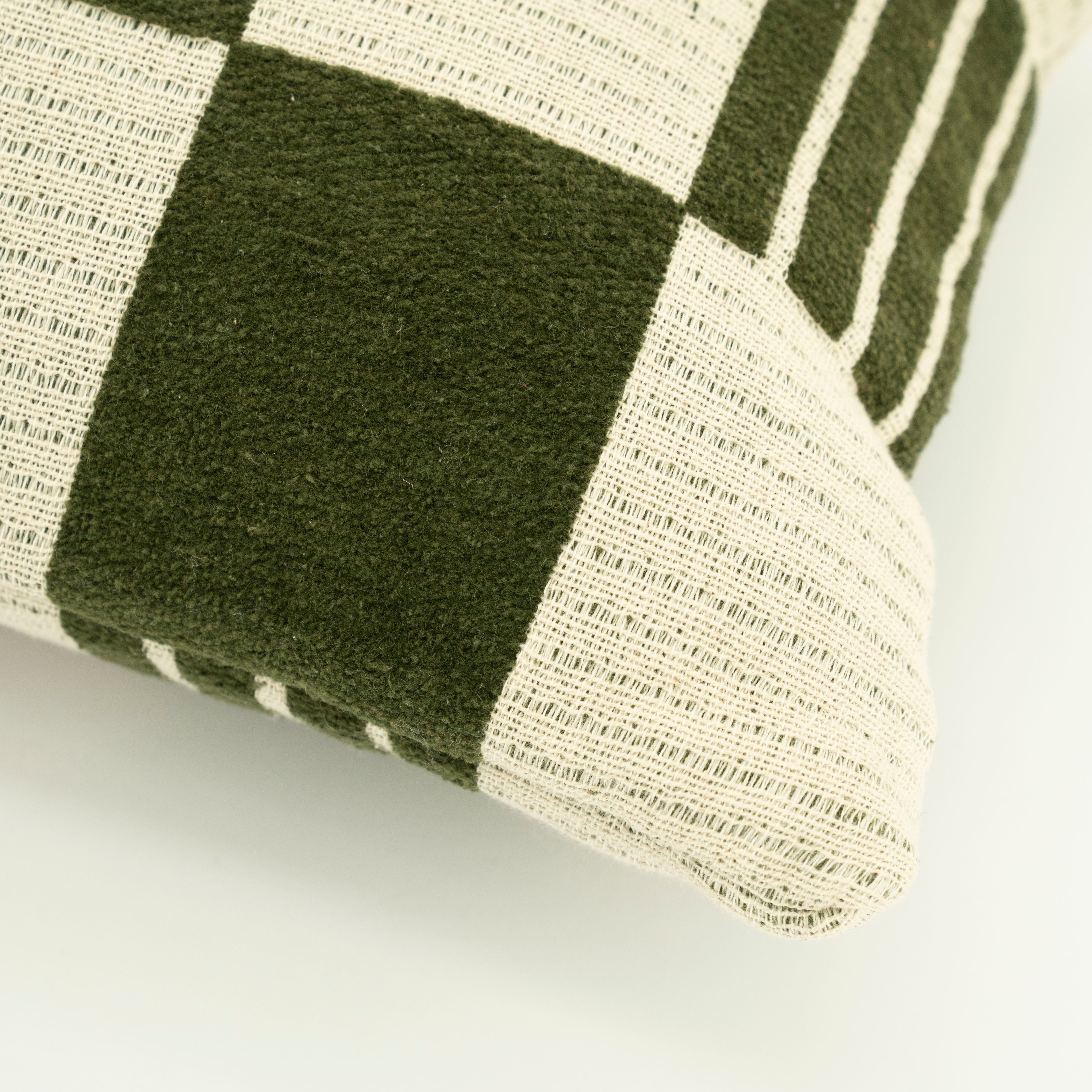TWIST pillow green with beige