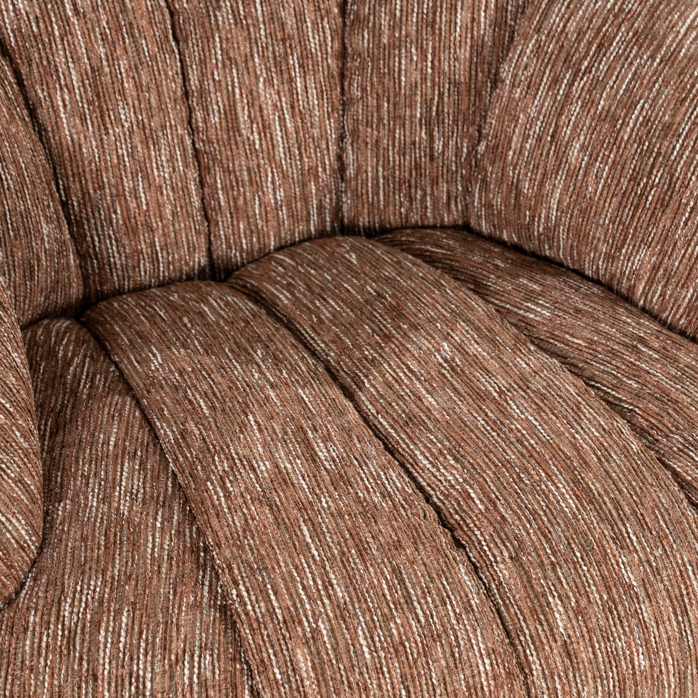 Otáčecí křeslo SOGNO hnědé