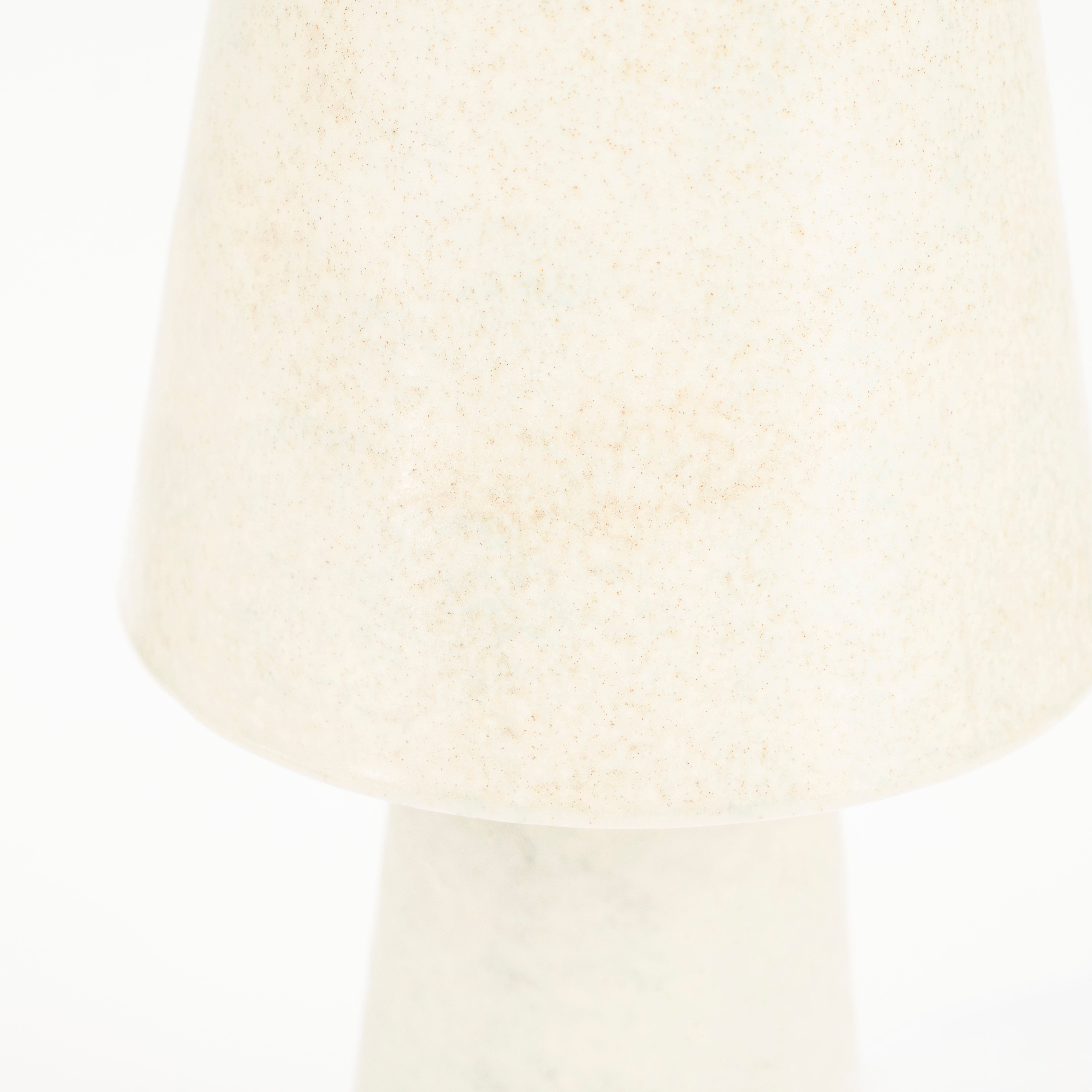 Stolní lampa CLAYTON krémová