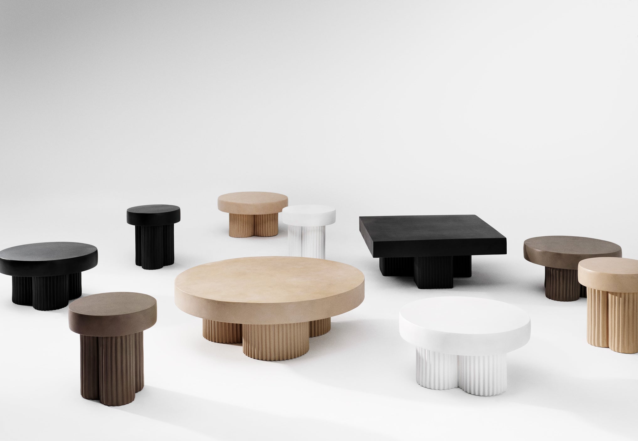 Stolik kawowy GEAR biały beton