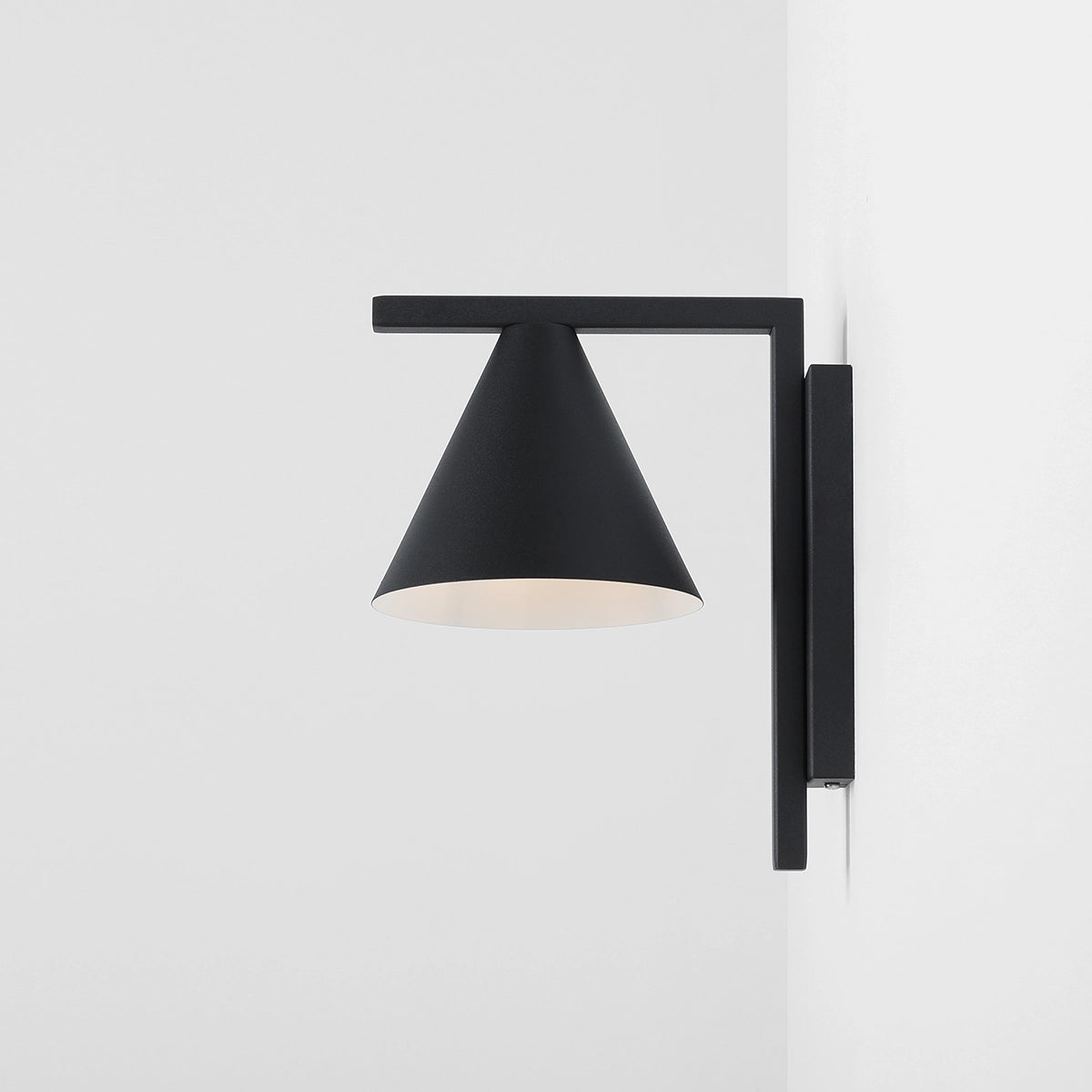 Black forms wall lamp