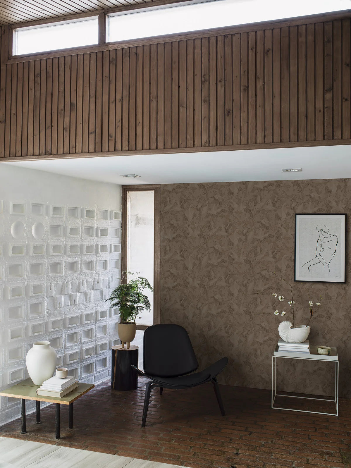 Tapeta se zvířecím motivem ptáků TANČÍCÍ JEŘÁB hnědá