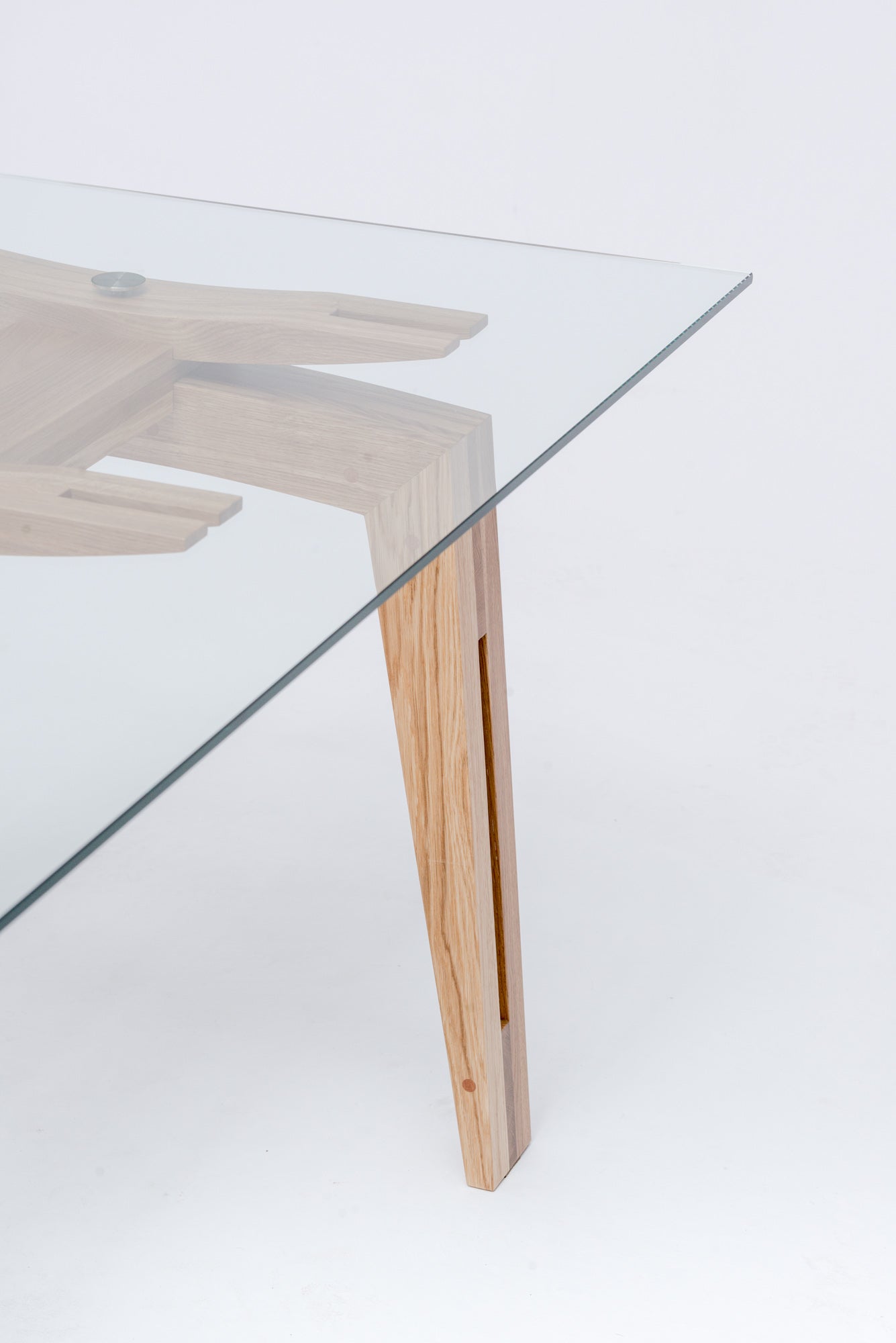 TAMAZO AIR table with glass top