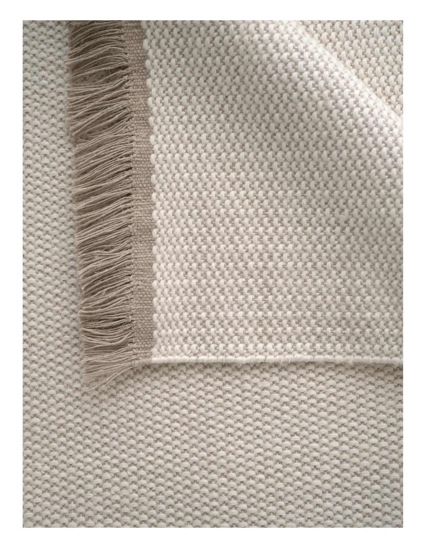 Koberec PASTORAL UNITY zlomená bílá