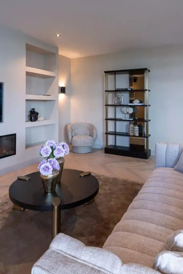 Stolik kawowy BRODY czarny z mosiężną podstawą