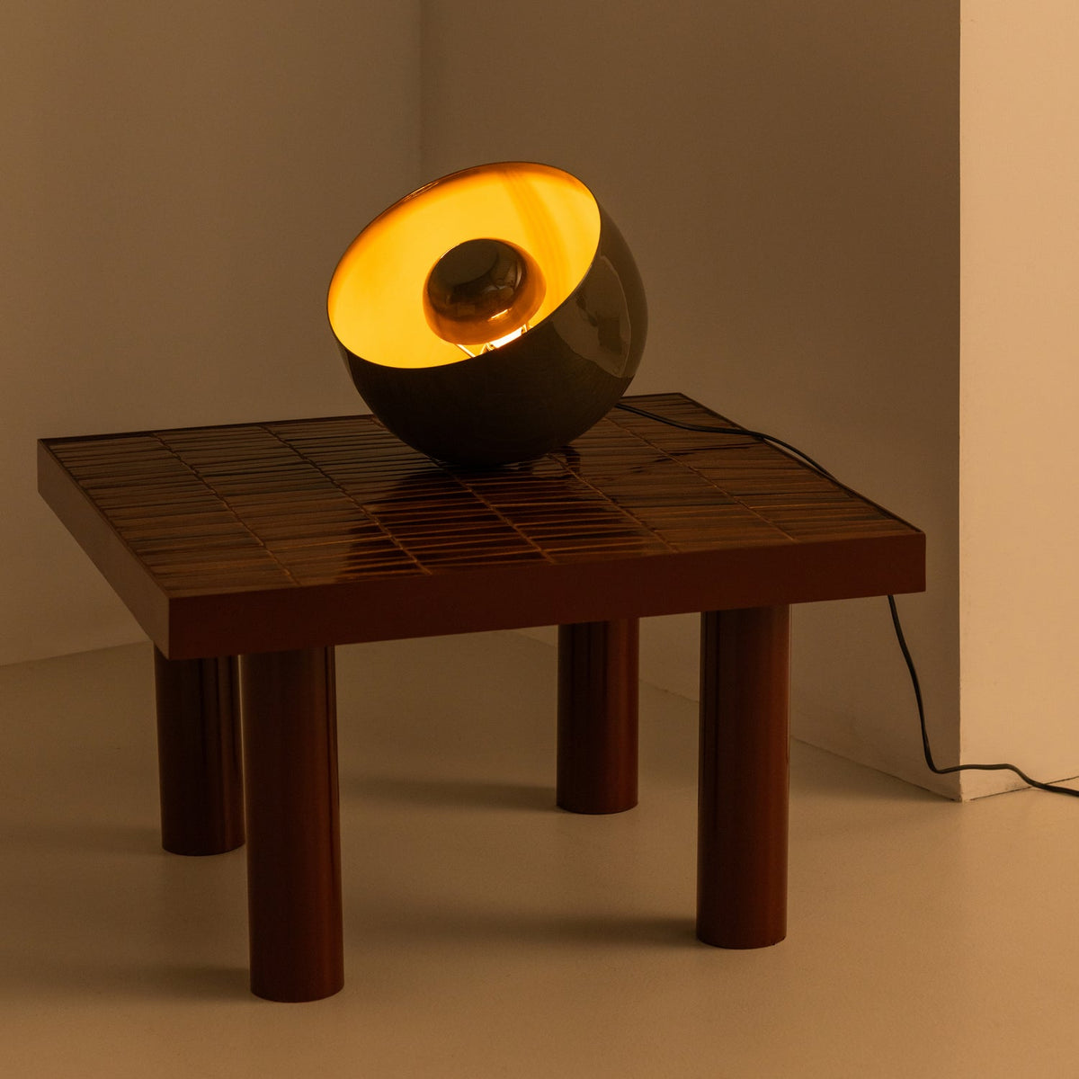 Lampa MERO wysoka mokka – ujęcie 3