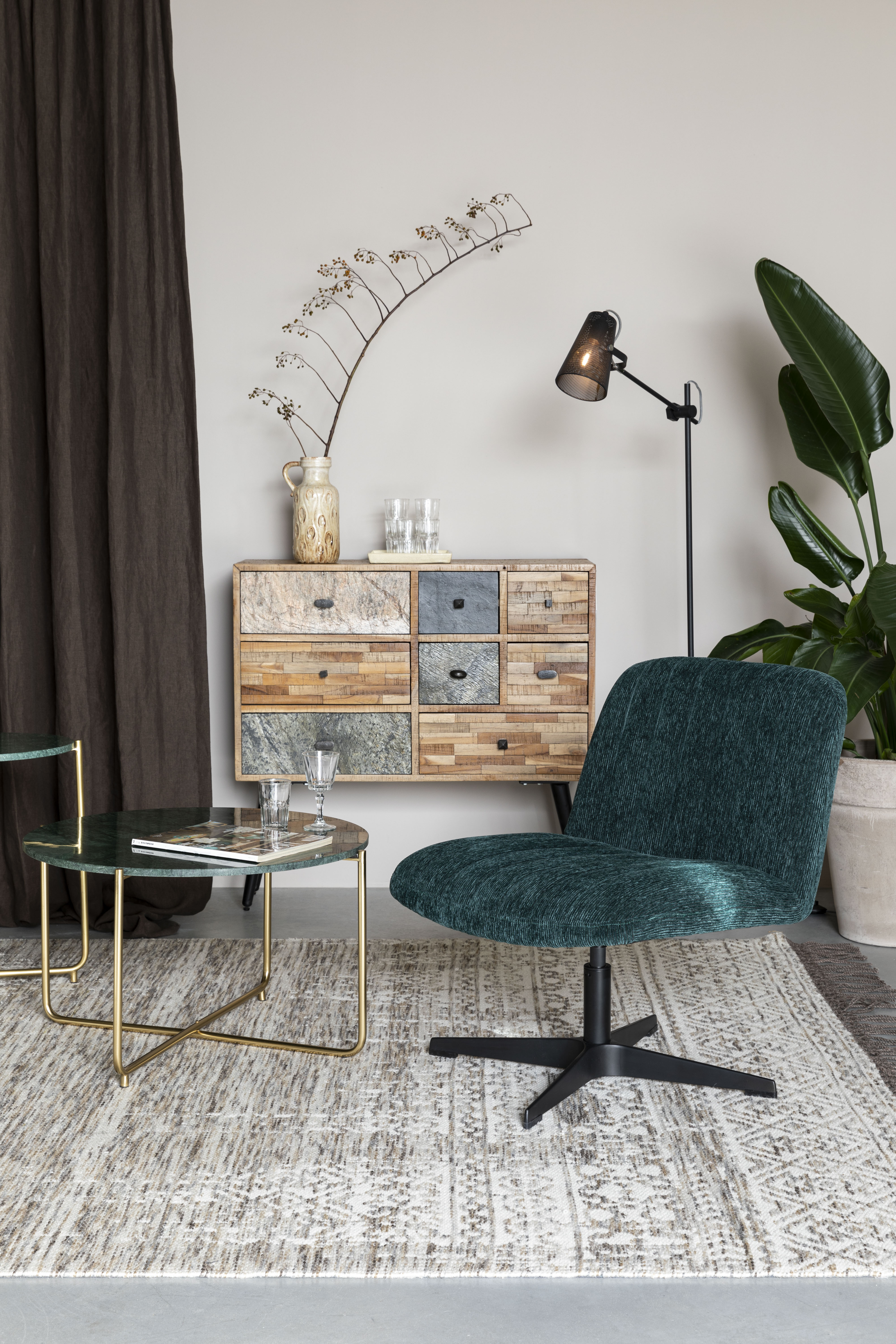 Komoda SAN z teakového dřeva