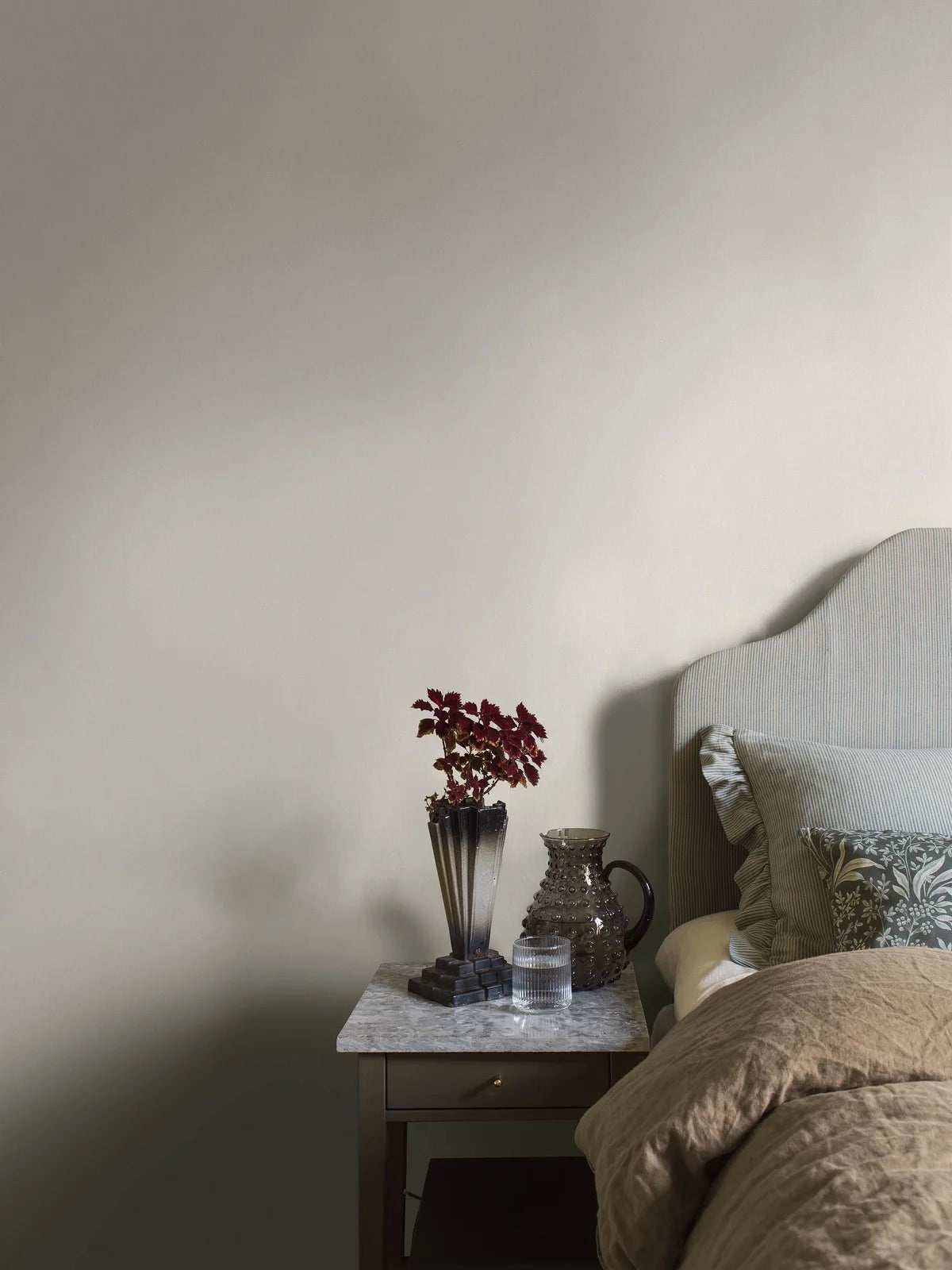 Structural wallpaper imitating linen LINEN - FLAX FIBER gray-beige