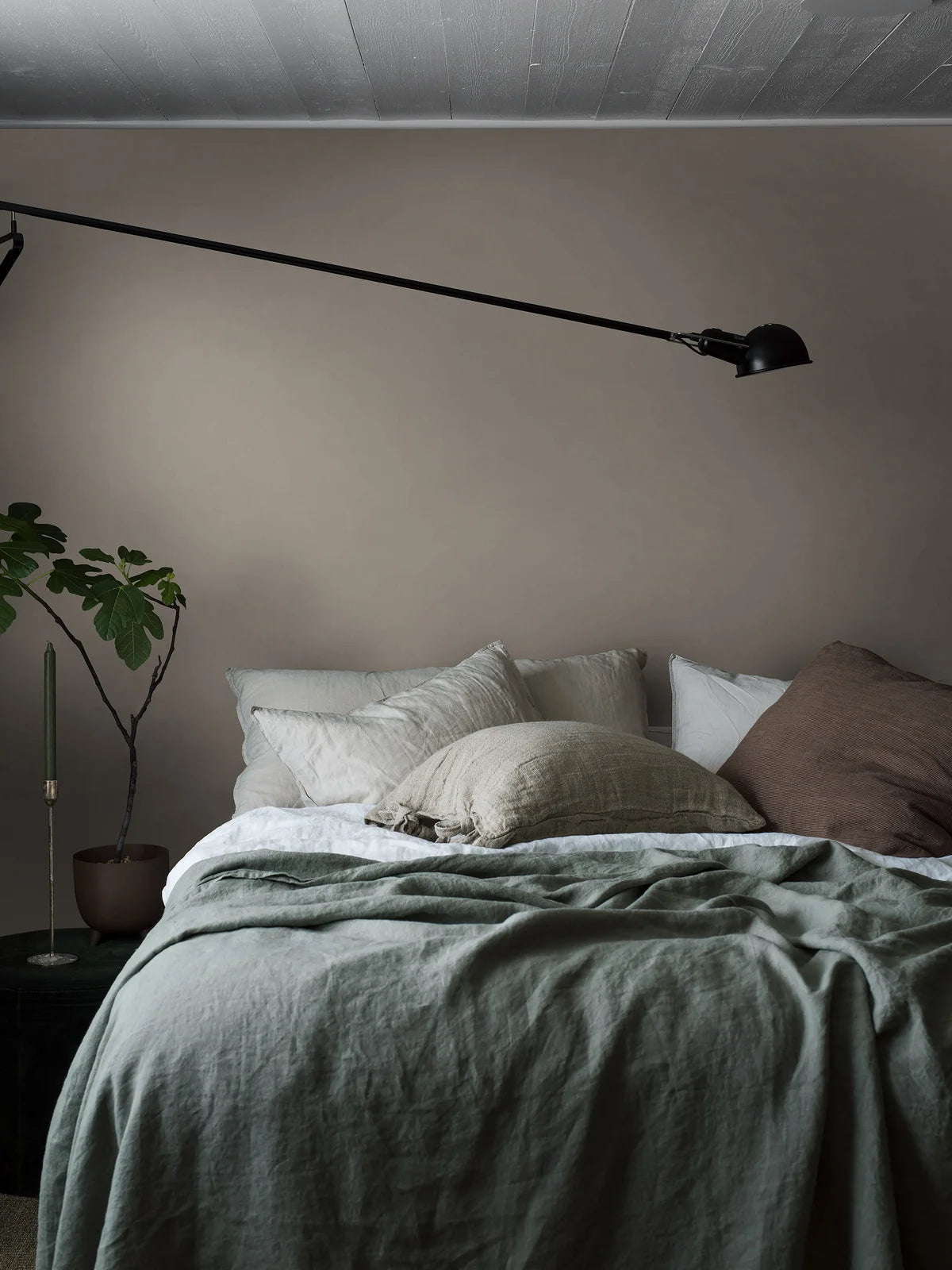 Tapeta se strukturou napodobující len LINEN - BEIGE béžová