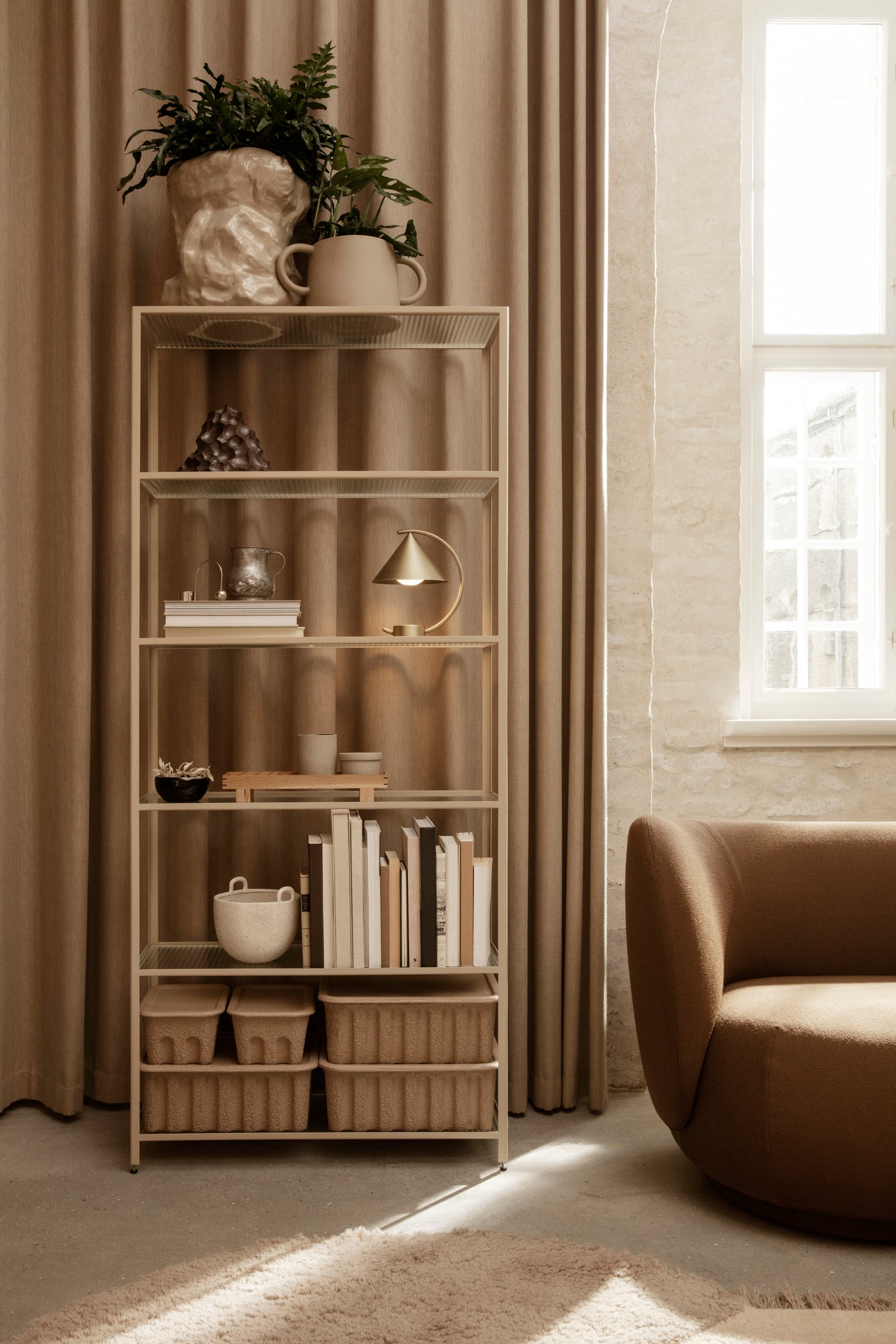 TUCK beige vase