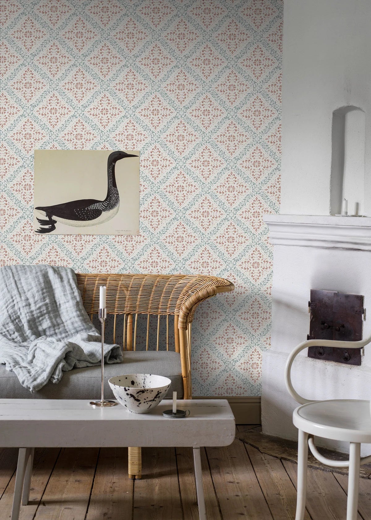 Tapeta flizelinowa papierowa z abstrakcyjnym wzorem NYBORG terakota z niebieskim