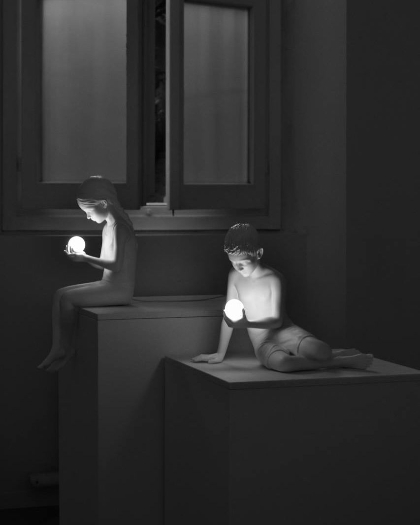 Inner Glow table lamp - white boy