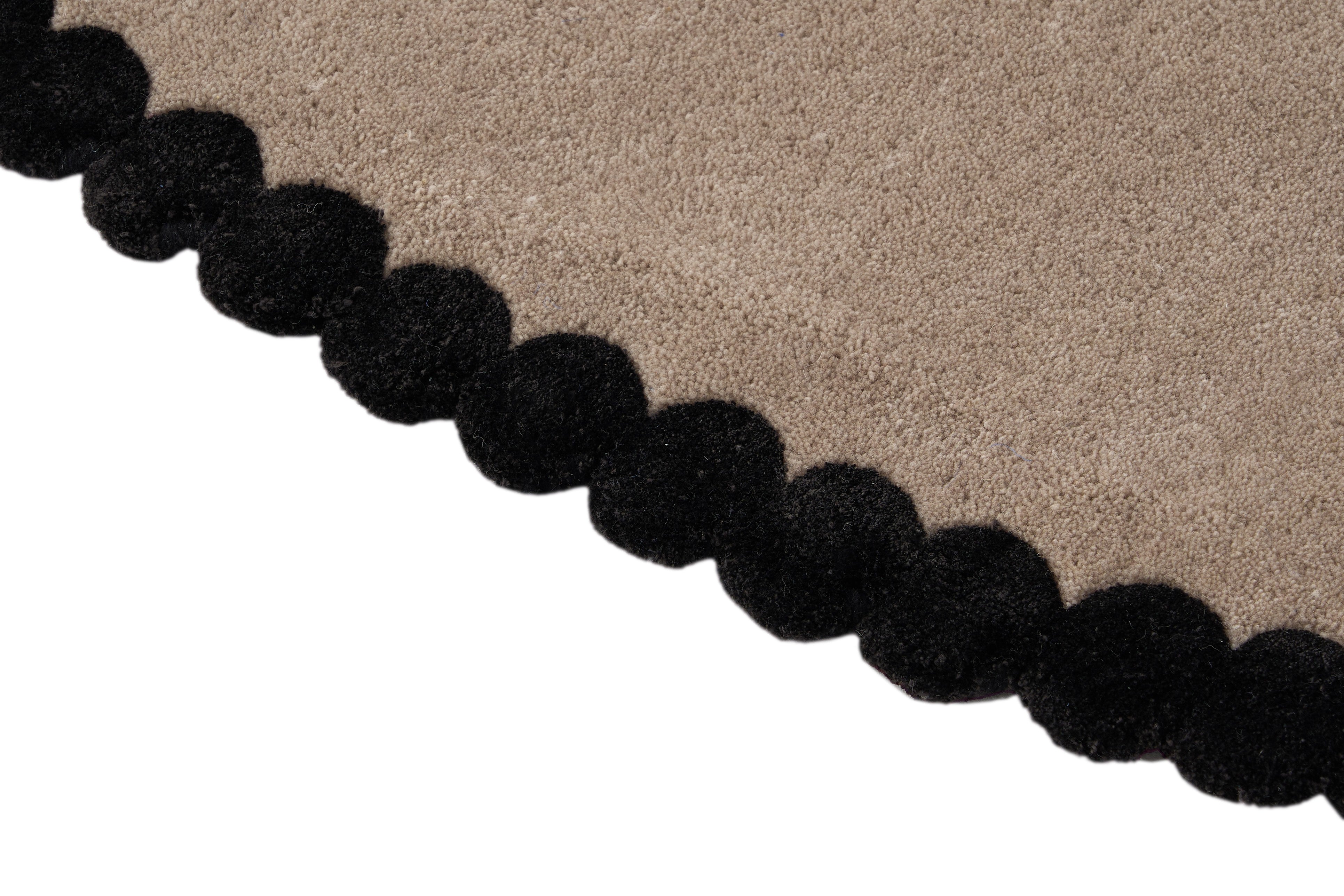 Round rug LAILA beige with black