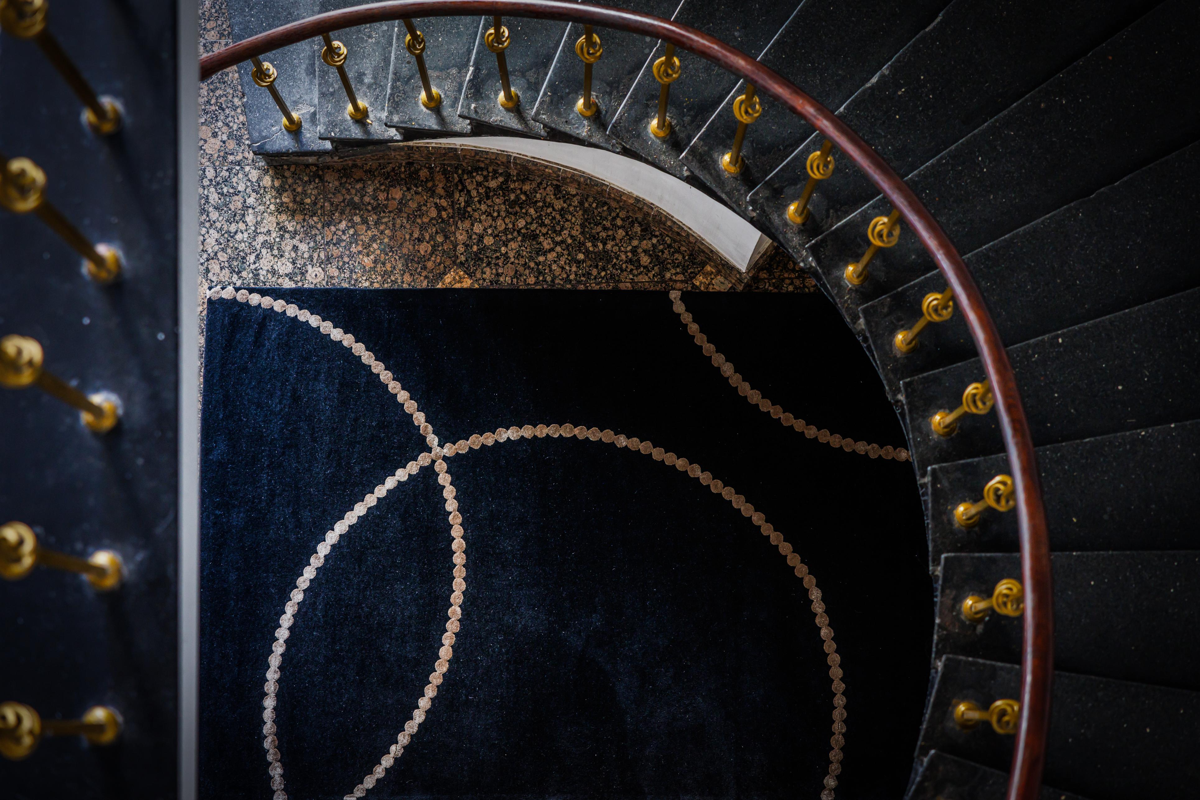 Dywan LUNA czarny z beżowym wzorem