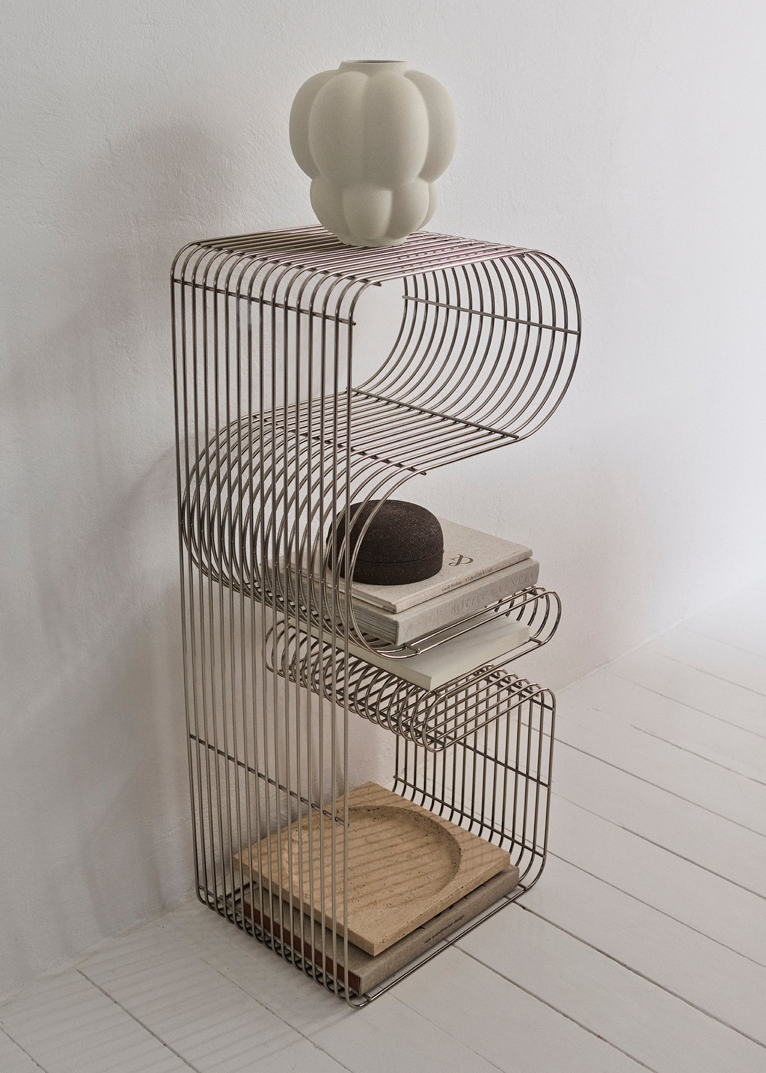 CURVA Silver Bench