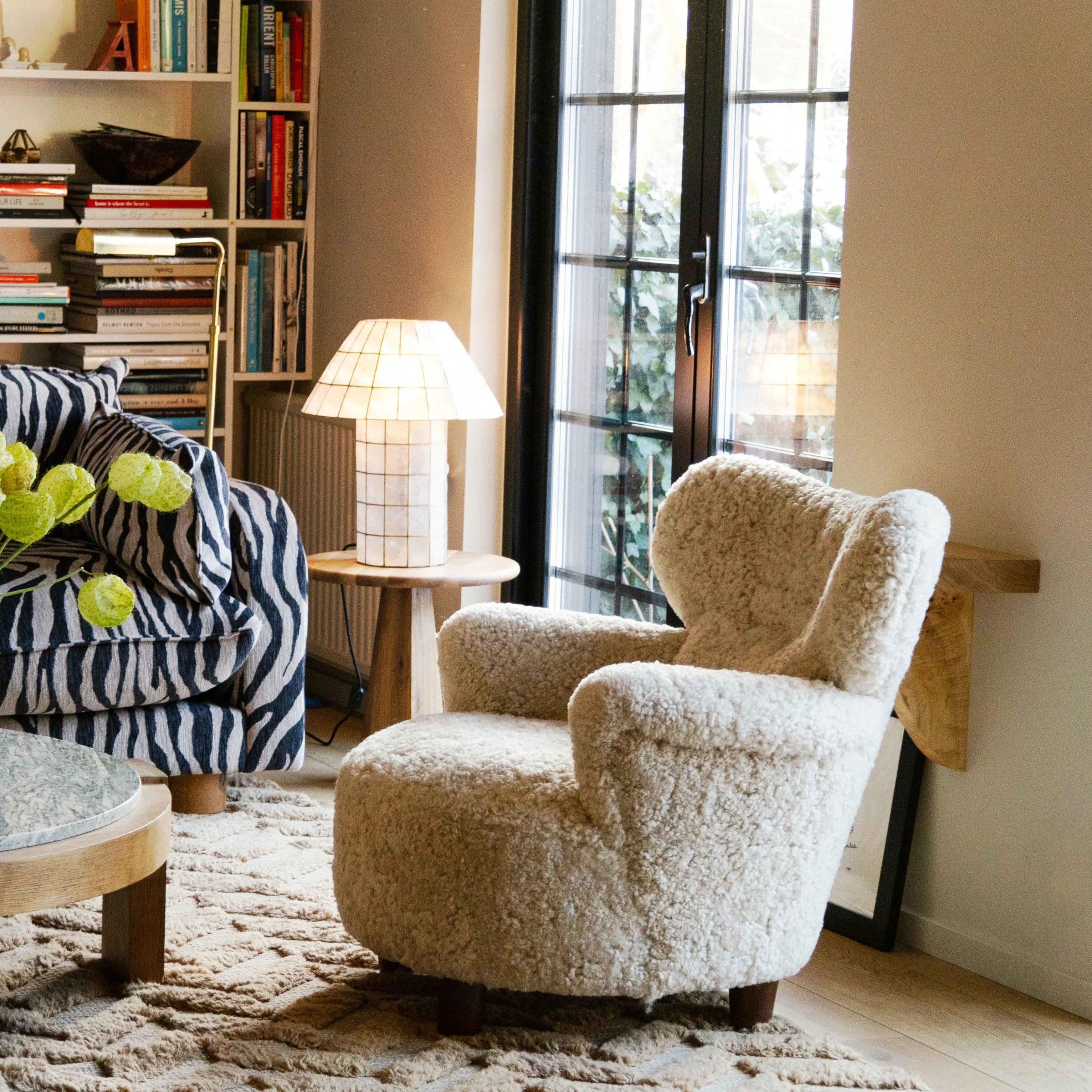 ELIAS Armchair Cream Sheepskin