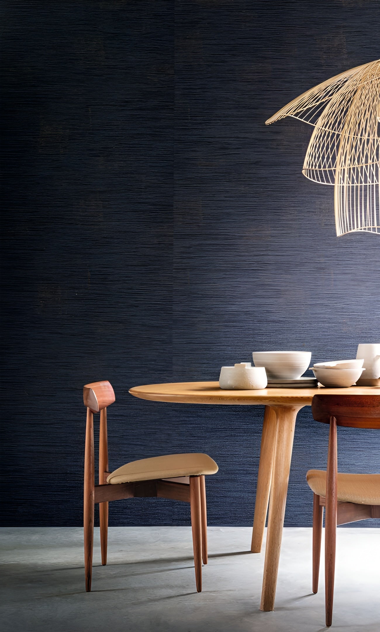 Textilní tapeta se strukturou napodobující plátno ORCADE - CHOCOLAT čokoládově hnědá