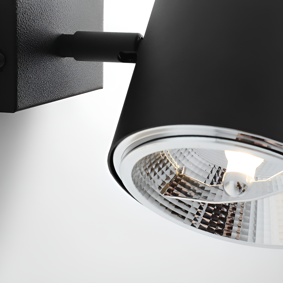Black BOT wall lamp