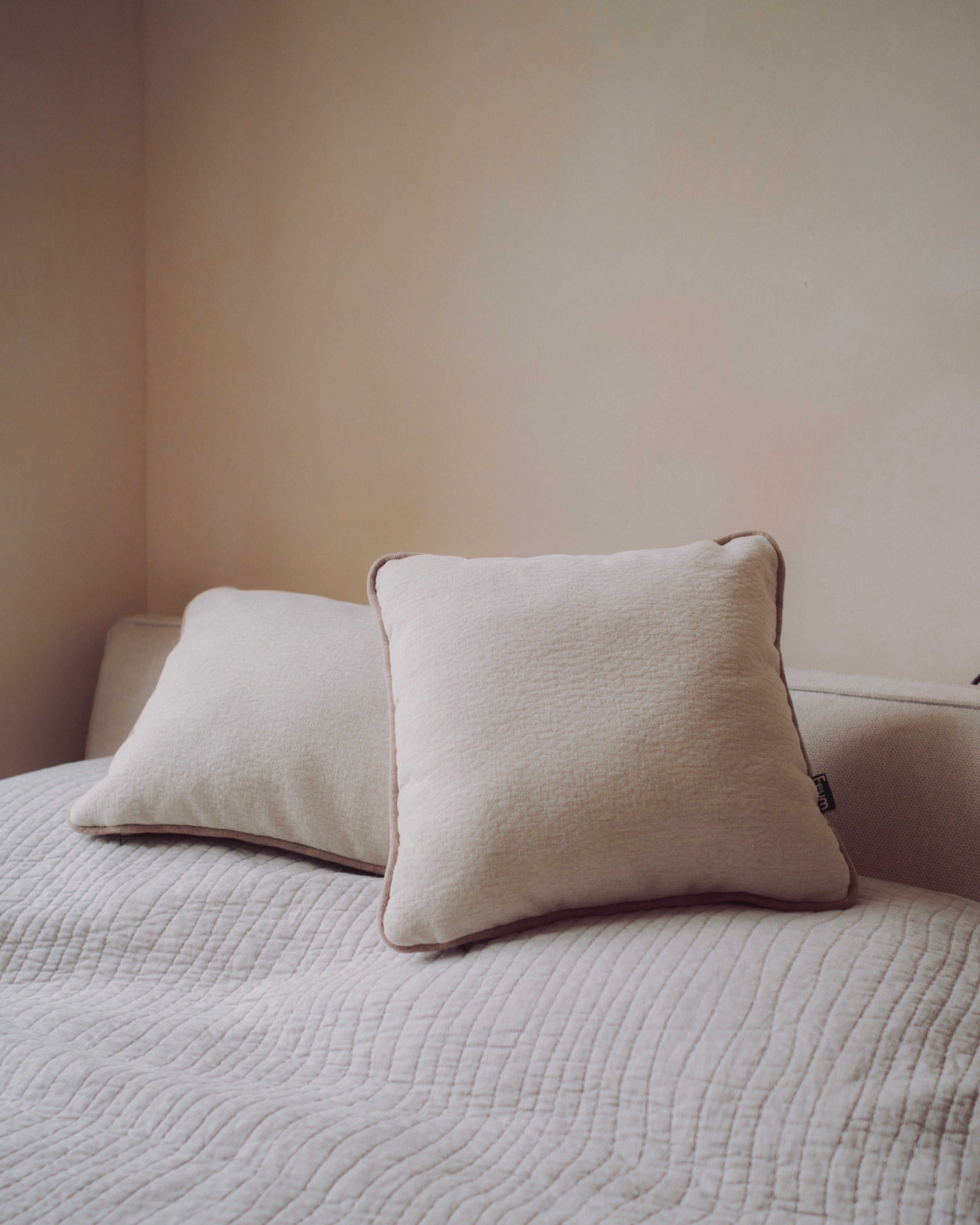 Polštář MIU béžový