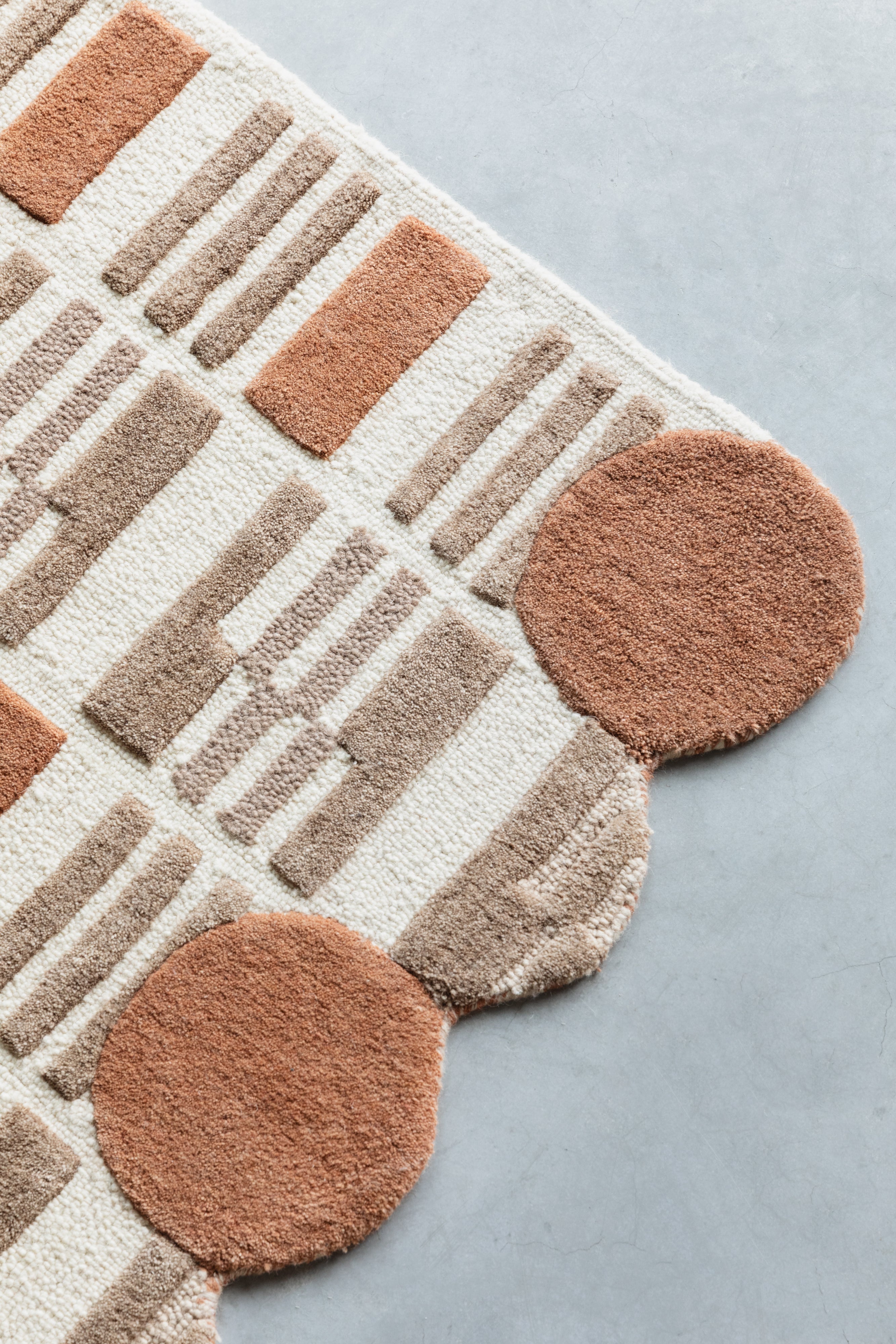 Hnědý koberec MUNDRA