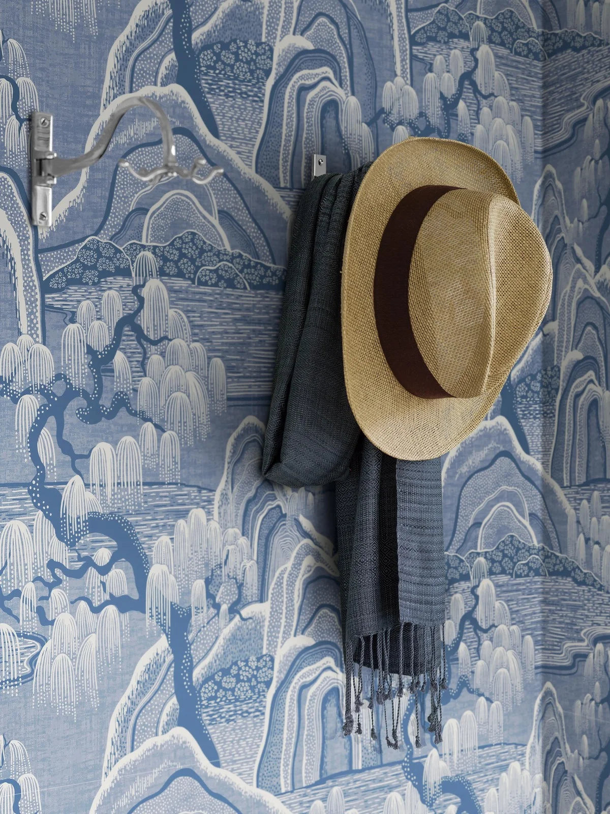 Non-woven paper wallpaper with INDIGO GARDEN landscape in blue and beige