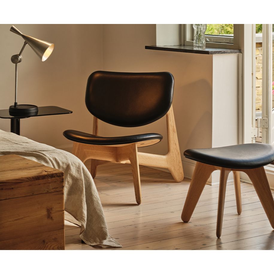 Podnožník SLAB černá kůže s černým dubovým podstavcem