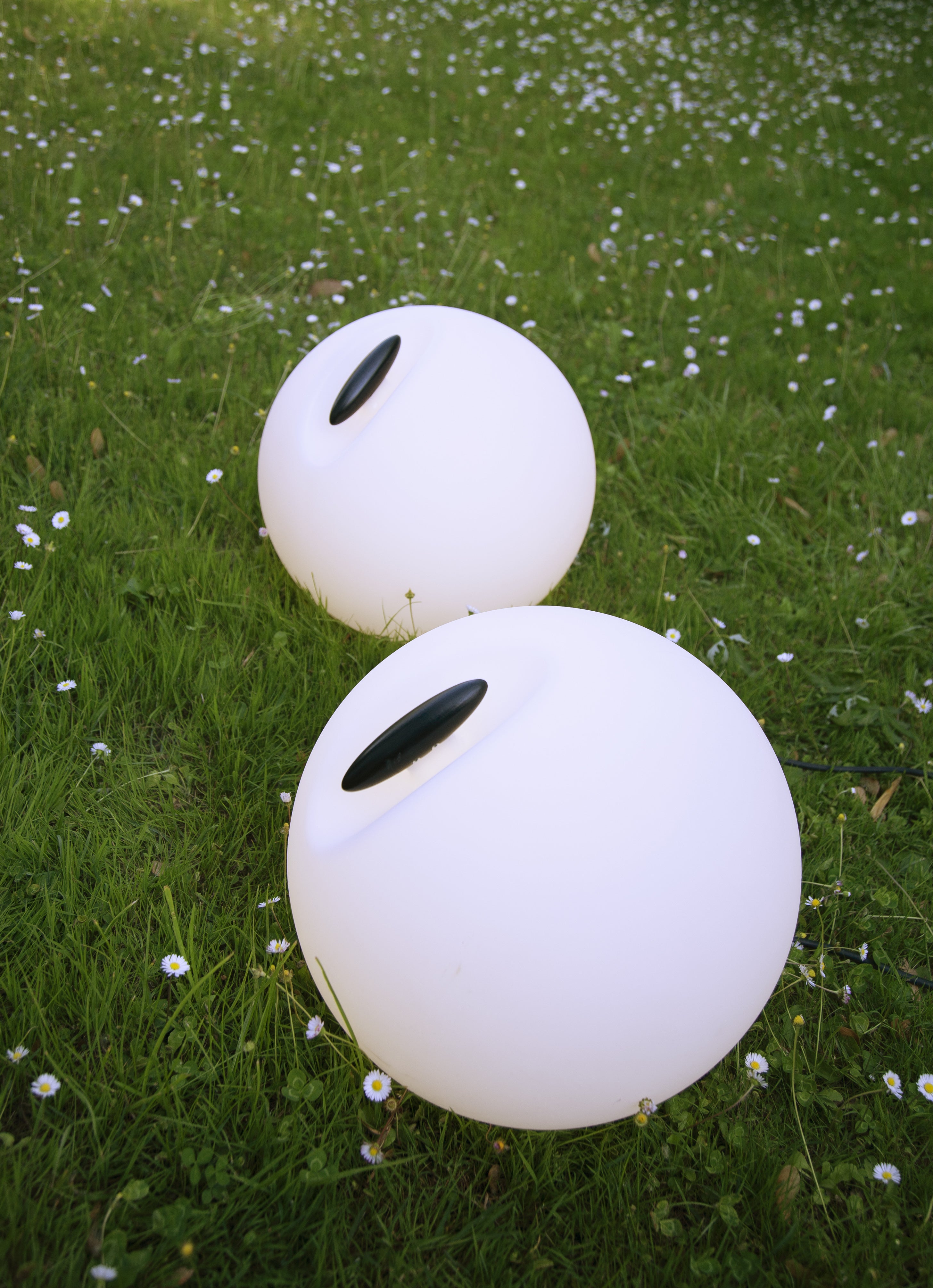 Zahradní podlahová lampa BOWL bílá