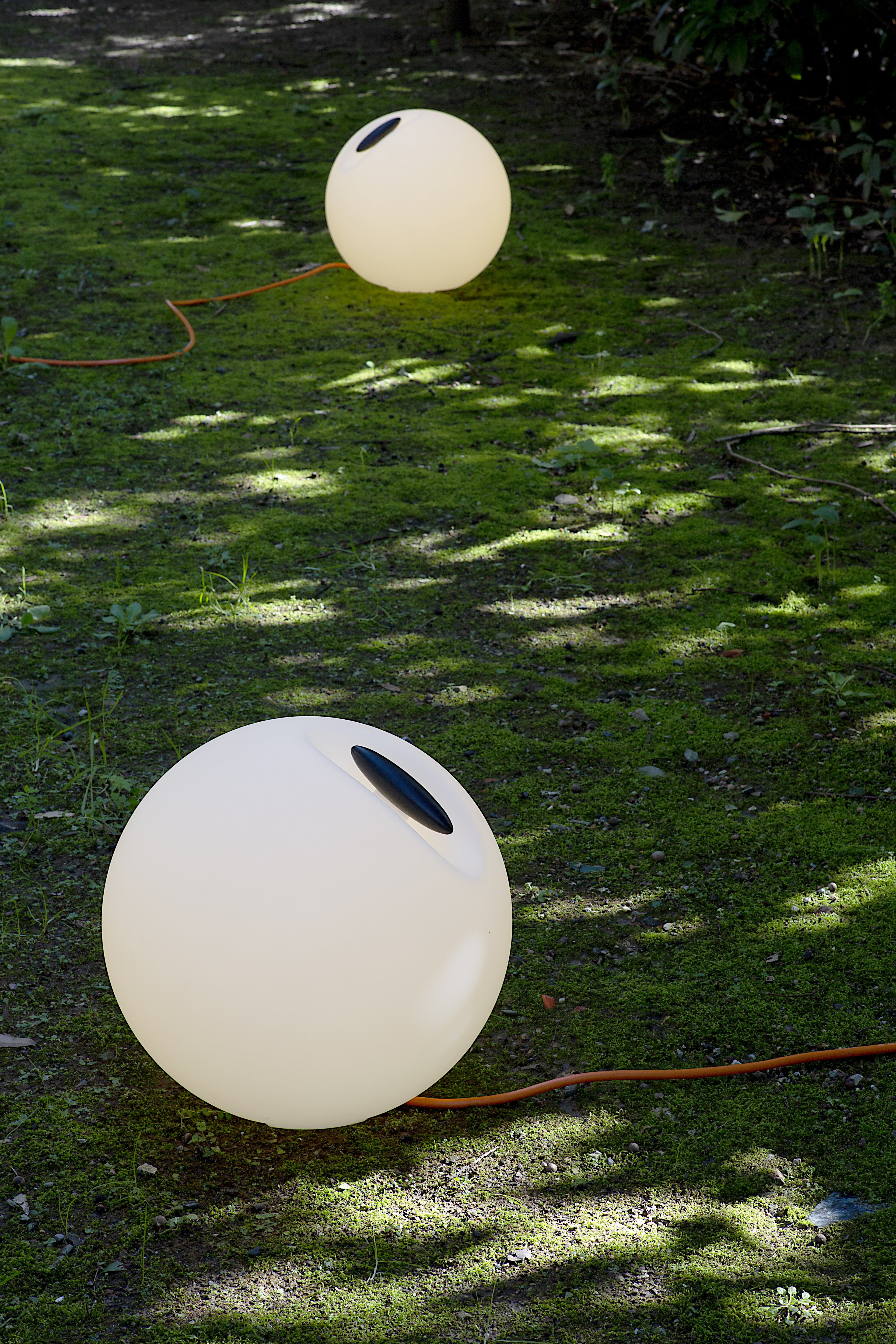 Zahradní podlahová lampa BOWL bílá