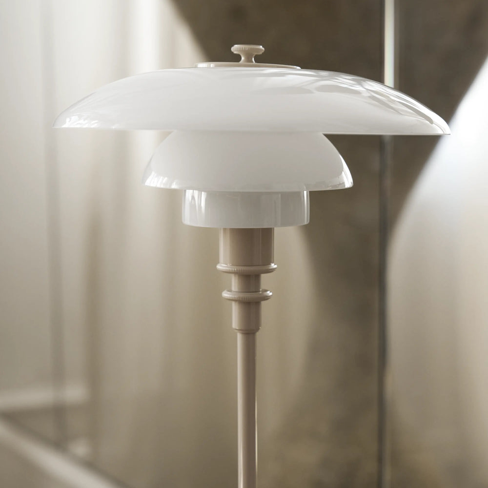 Stolní lampa PH 2/1 bílá s béžovým podstavcem