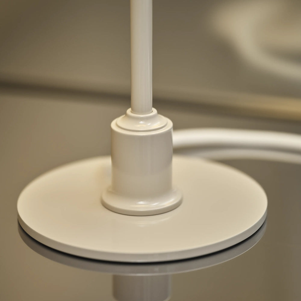 Stolní lampa PH 2/1 bílá s béžovým podstavcem