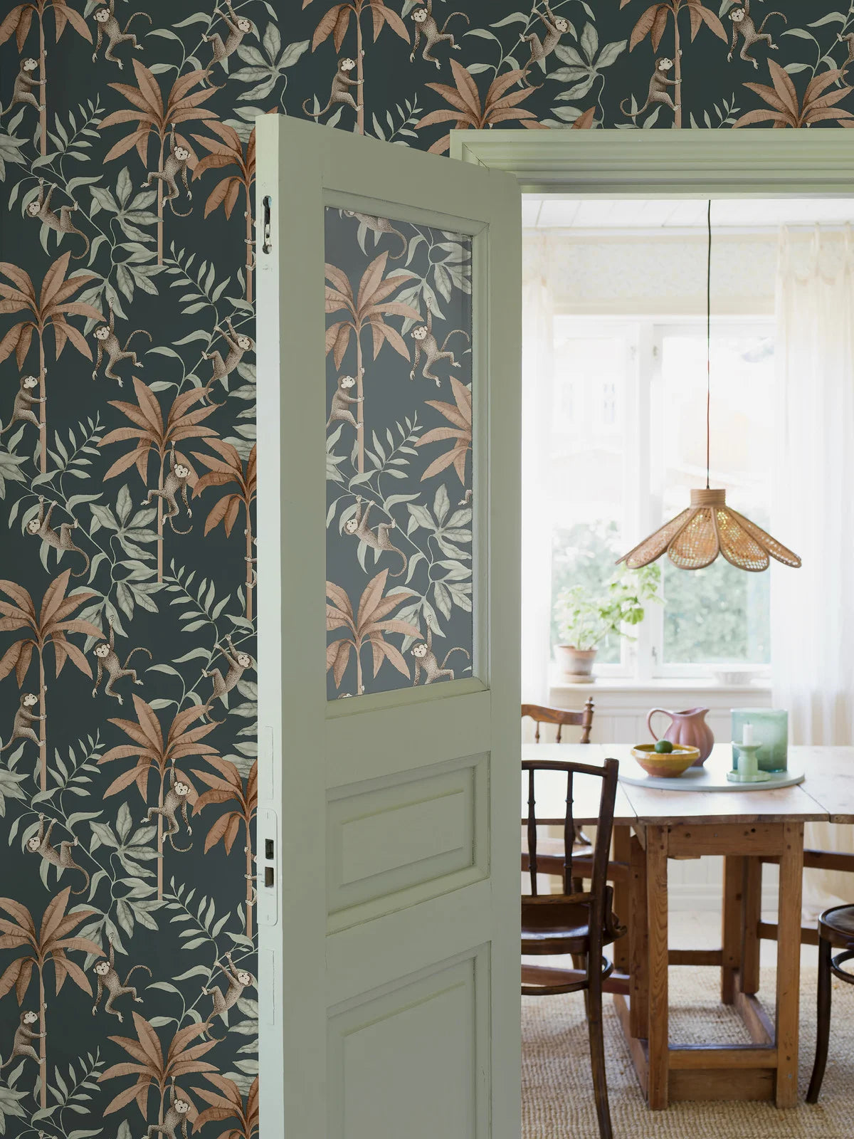 Children's wallpaper with jungle theme JUNGLE FRIENDS navy blue