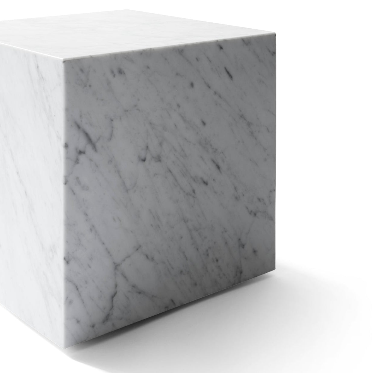 Boční stolek PLINTH CUBIC bílý mramor