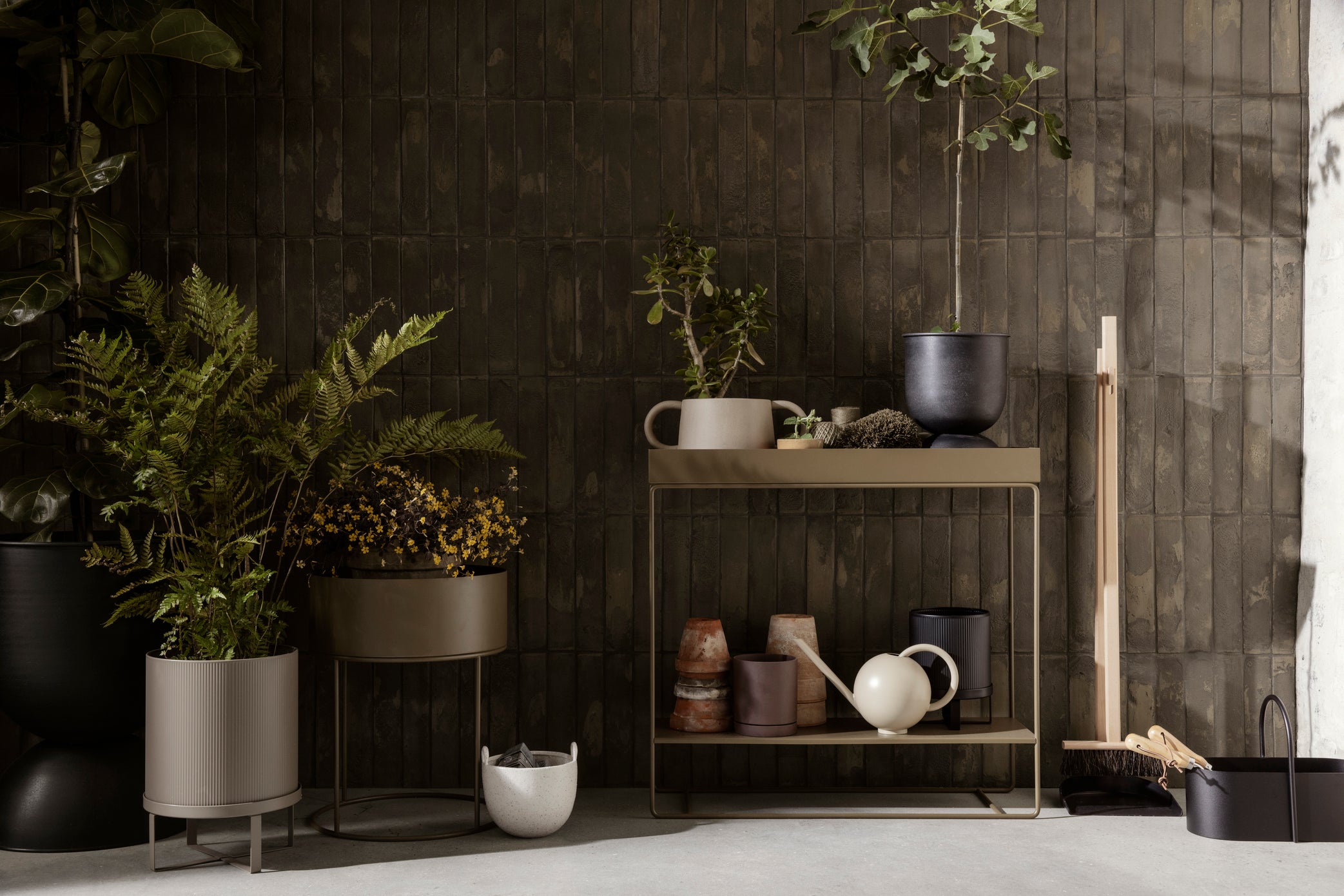 Kulatý květináč PLANT BOX ROUND černý