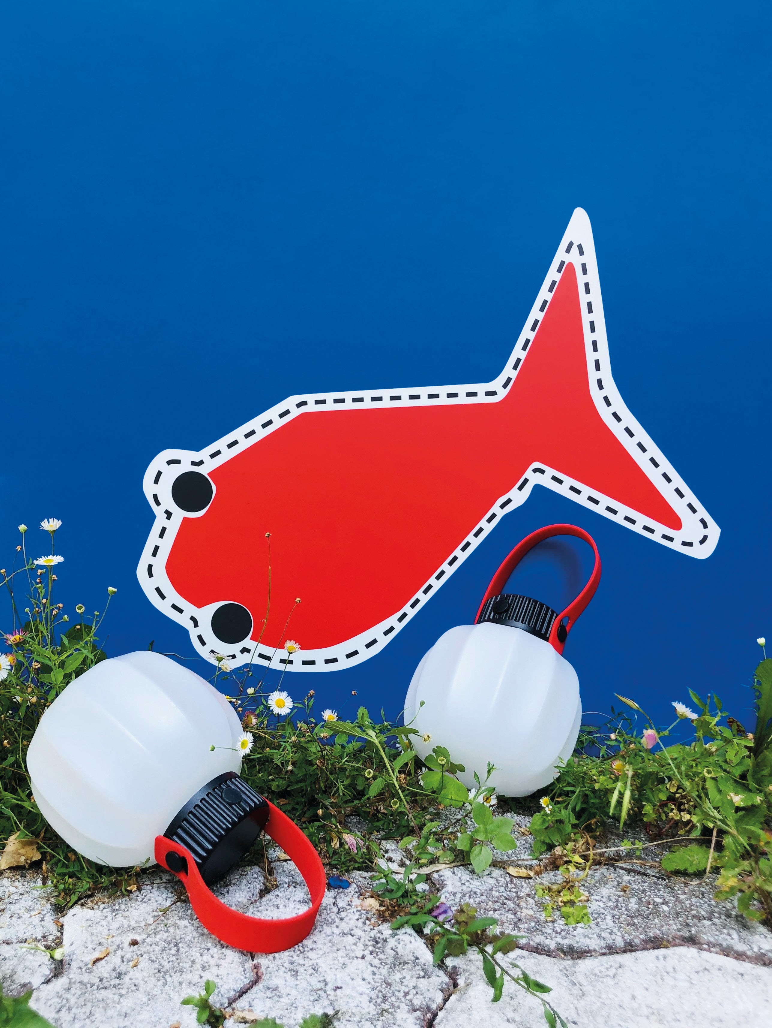 Přenosná venkovní lampa KIKI bílá se silikonovým držadlem