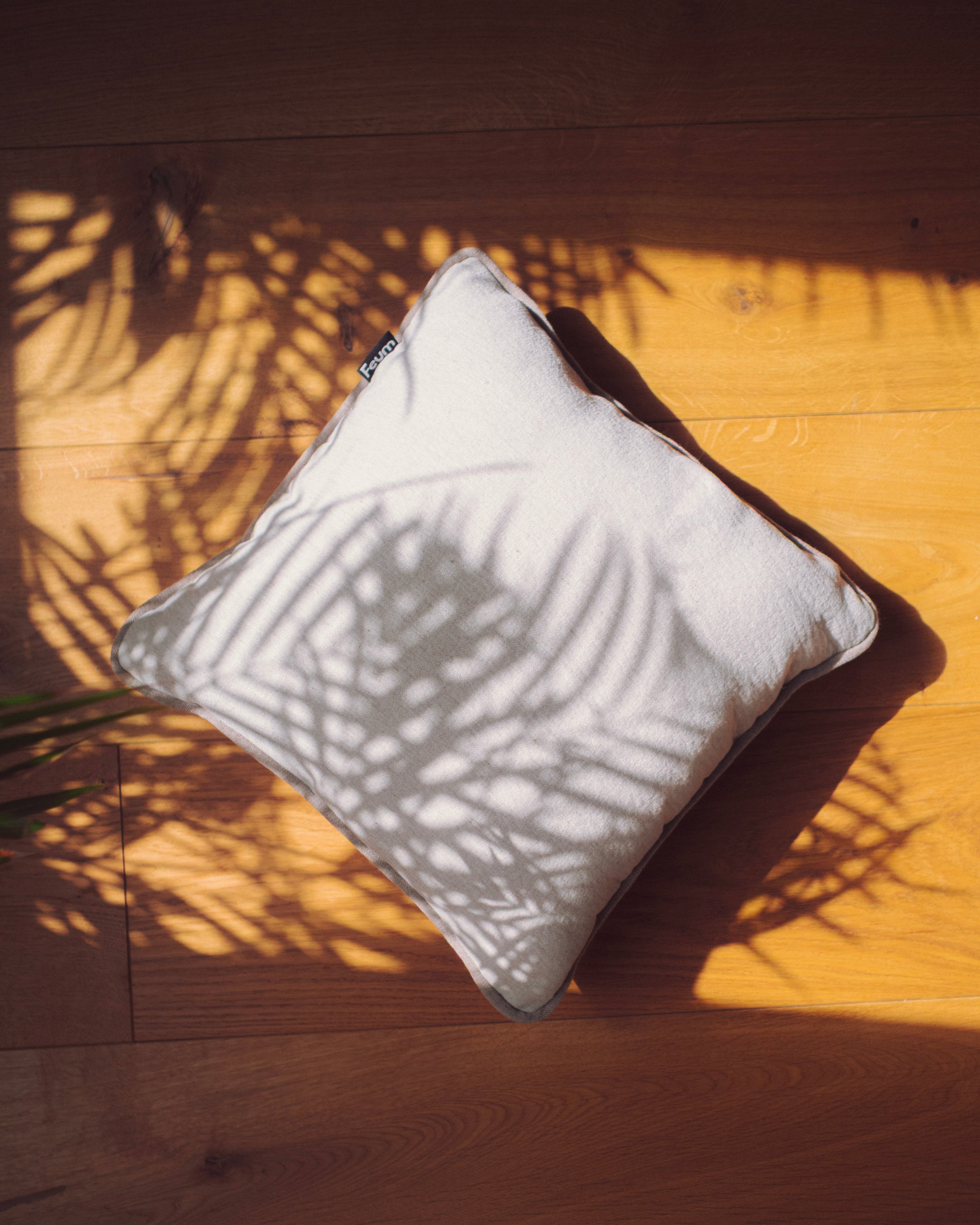 Polštář MIU béžový