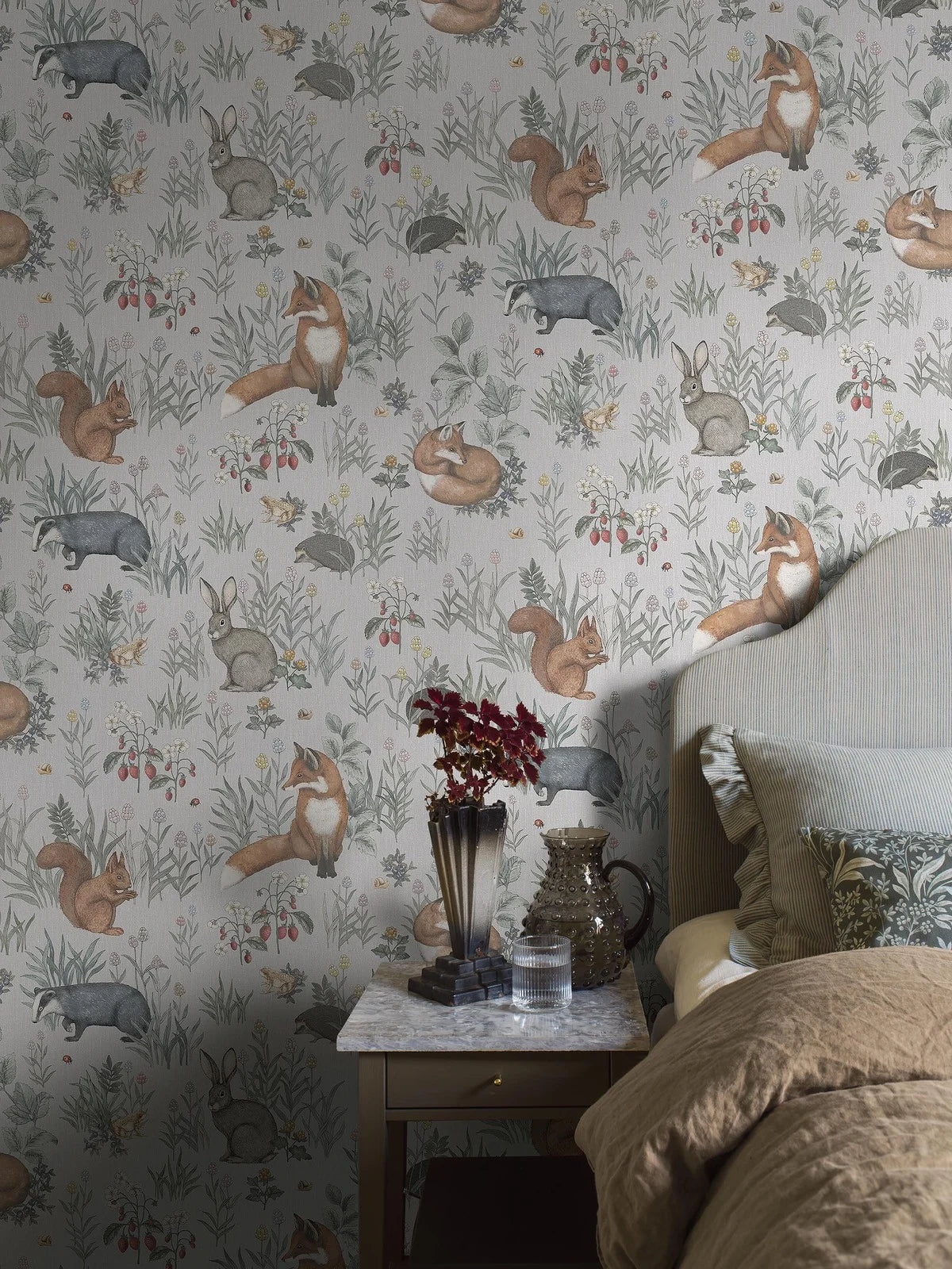 Children's mural with animal theme FOREST FRIENDS in blue