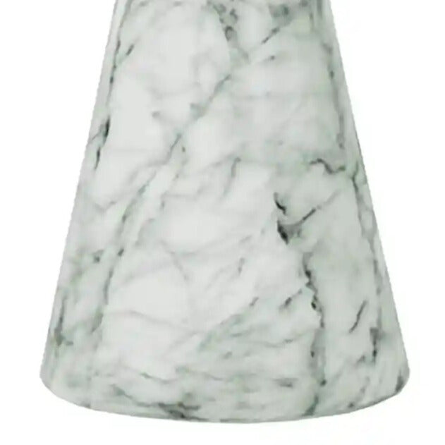 Bílý boční stolek LOHAN