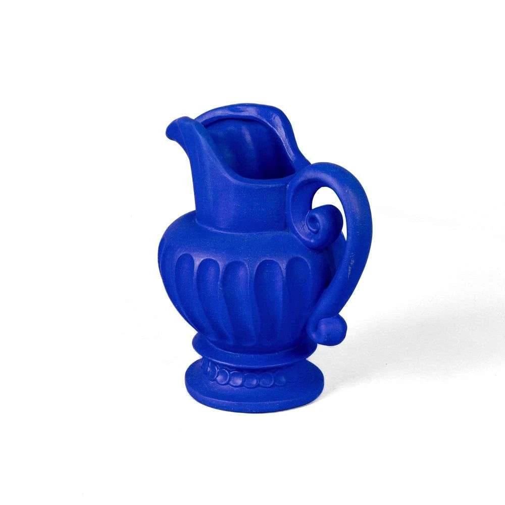 Caraff's jug blue