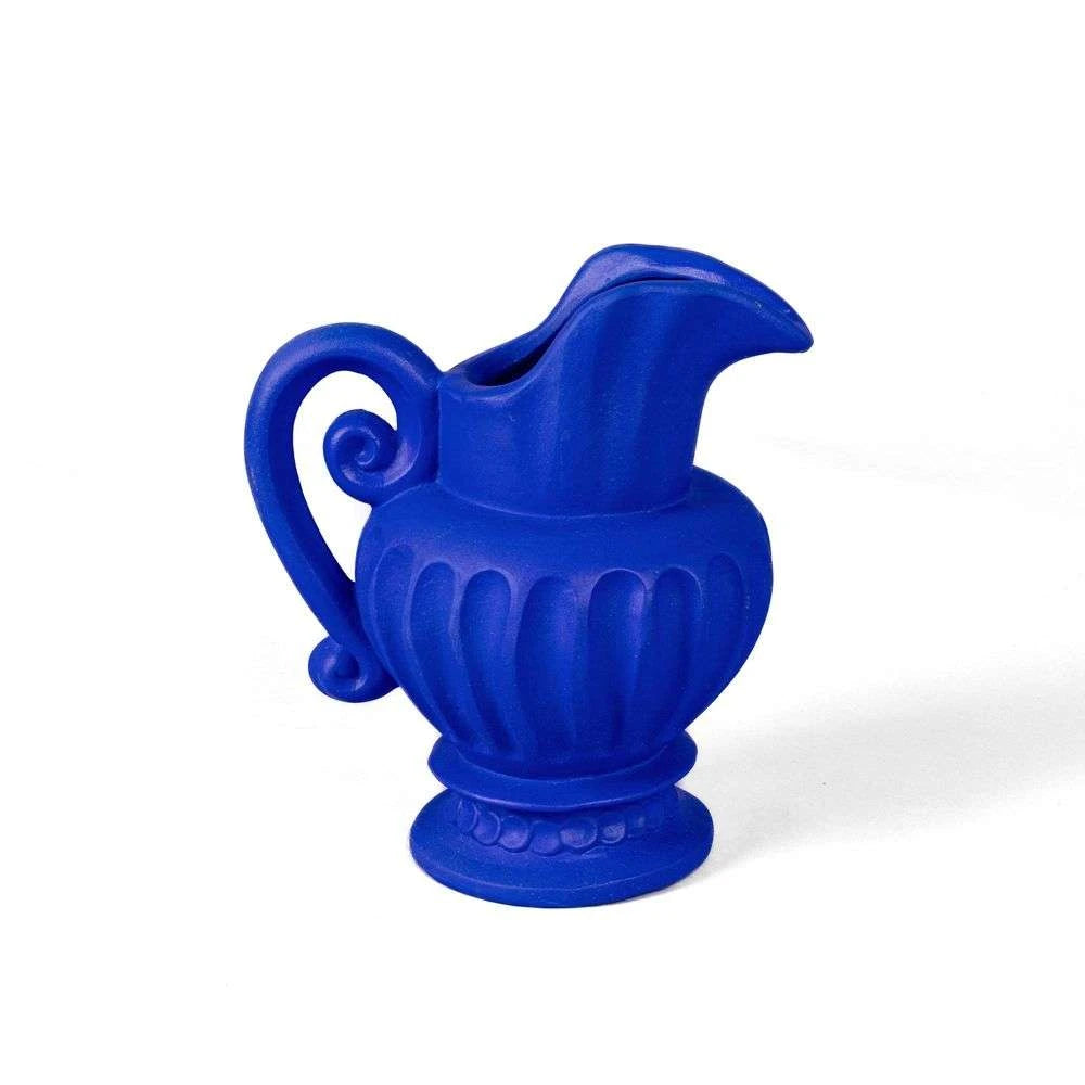 Caraff's jug blue