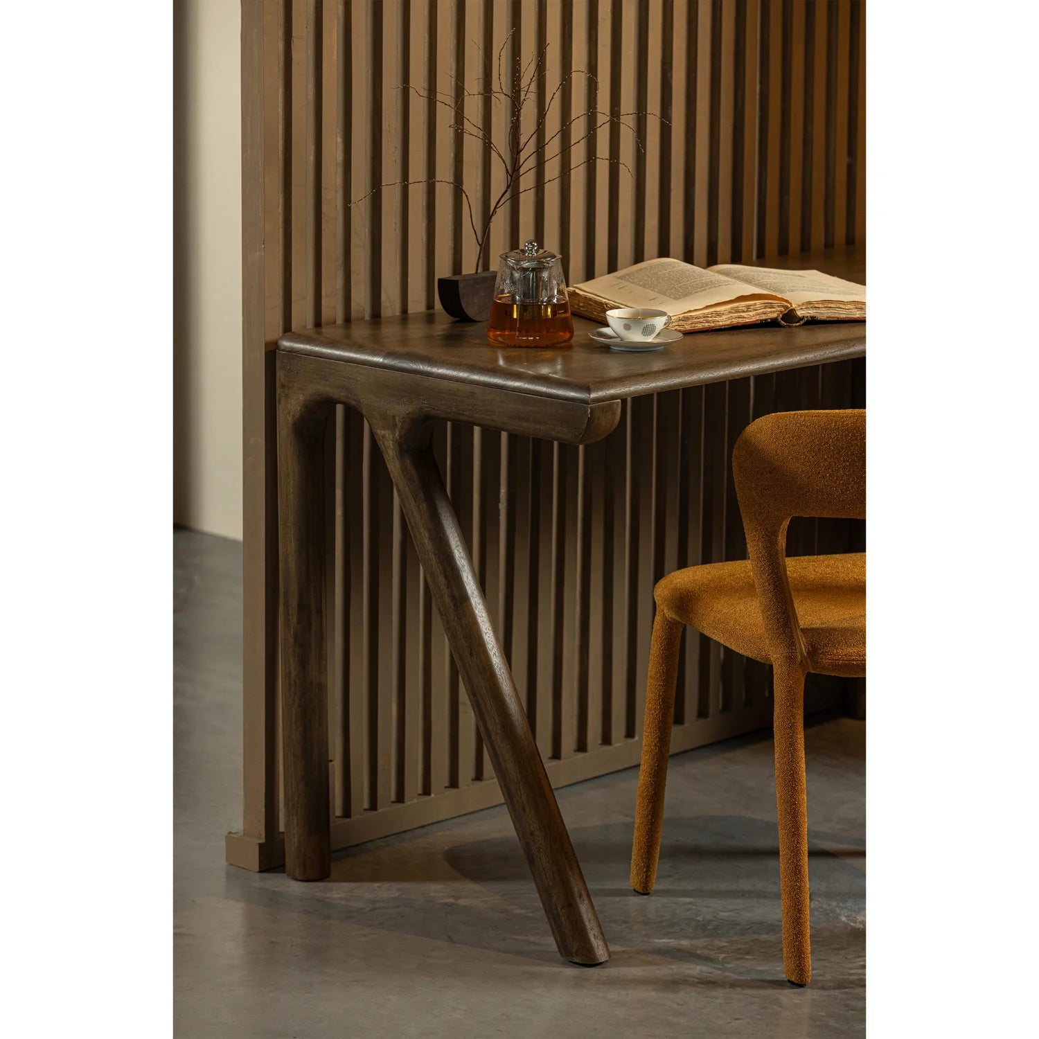 Desk tug wood mango